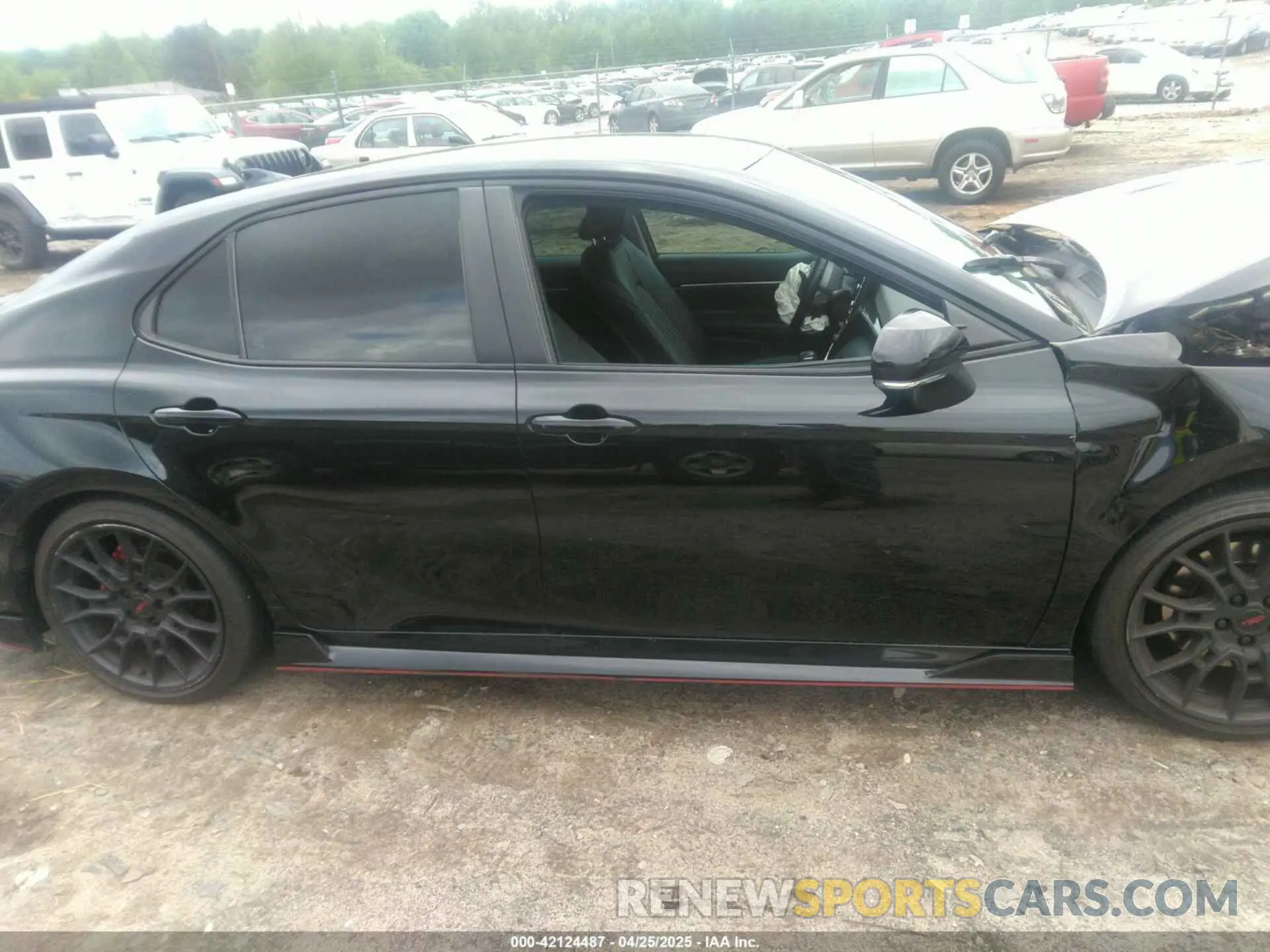 13 fotografías del automóvil dañado 4T1KZ1AK8NU069518 TOYOTA CAMRY 2022