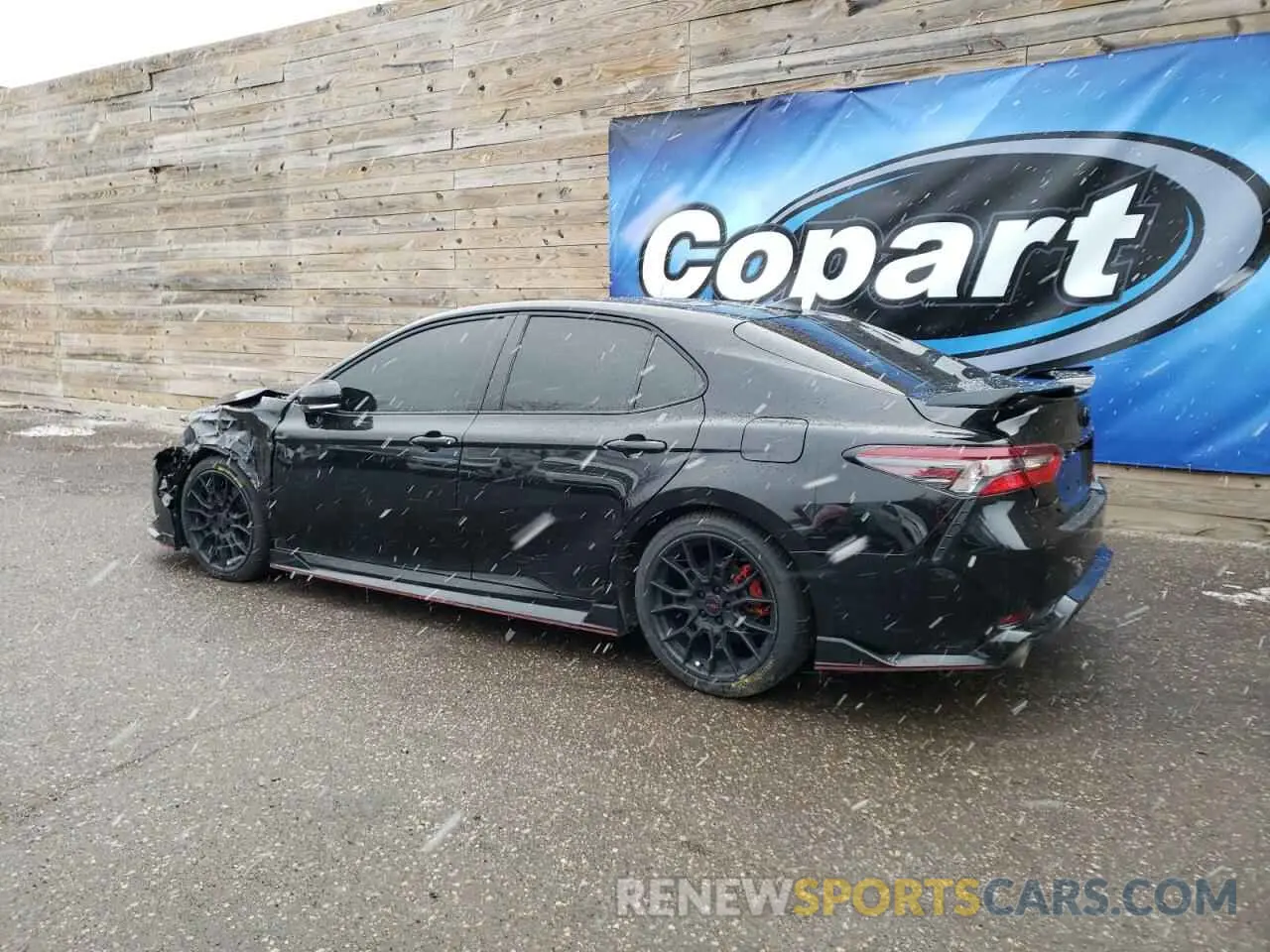2 fotografías del automóvil dañado 4T1KZ1AKXNU071271 TOYOTA CAMRY 2022