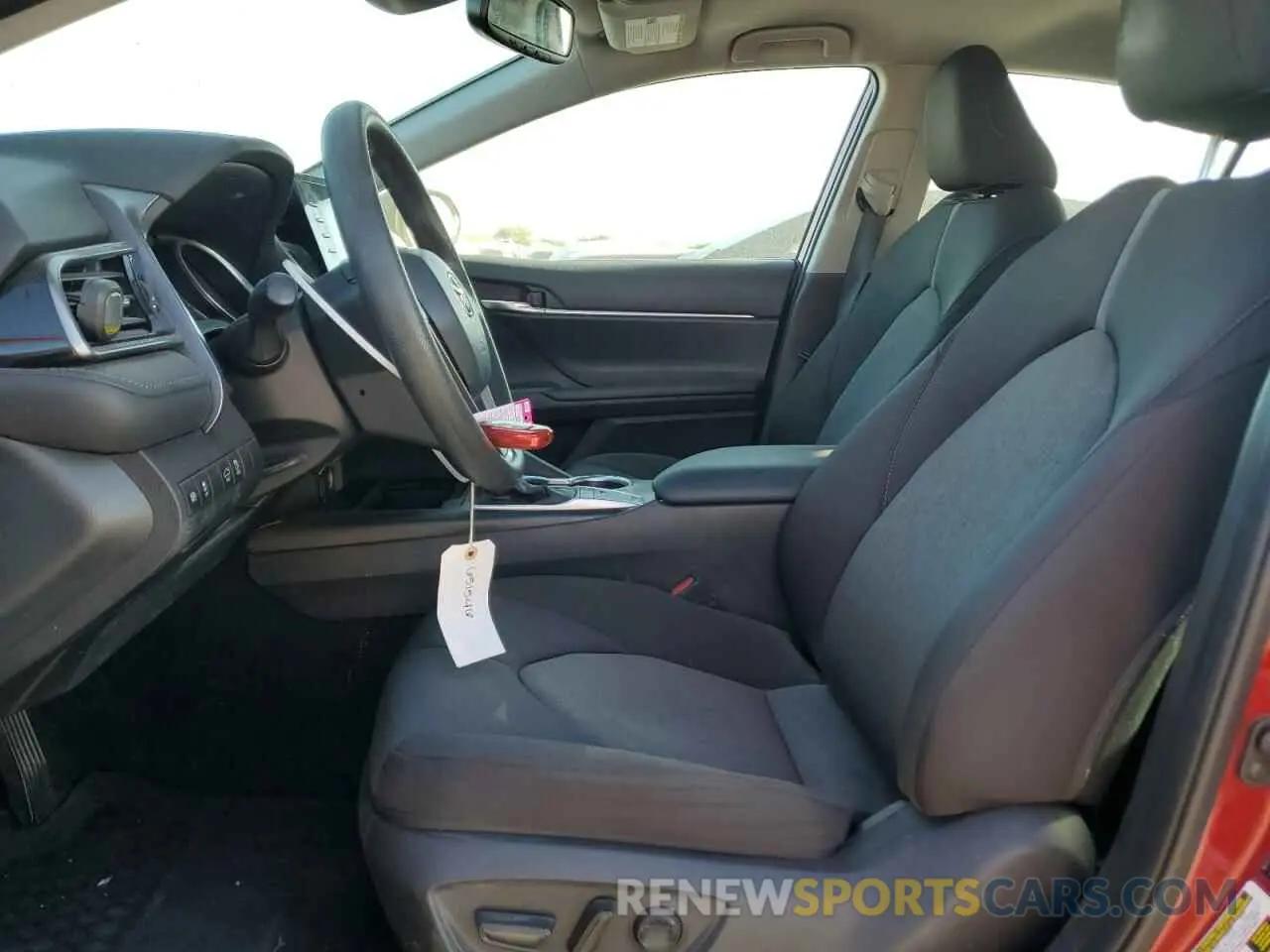7 fotografías del automóvil dañado 4T1R11AK0NU630946 TOYOTA CAMRY 2022