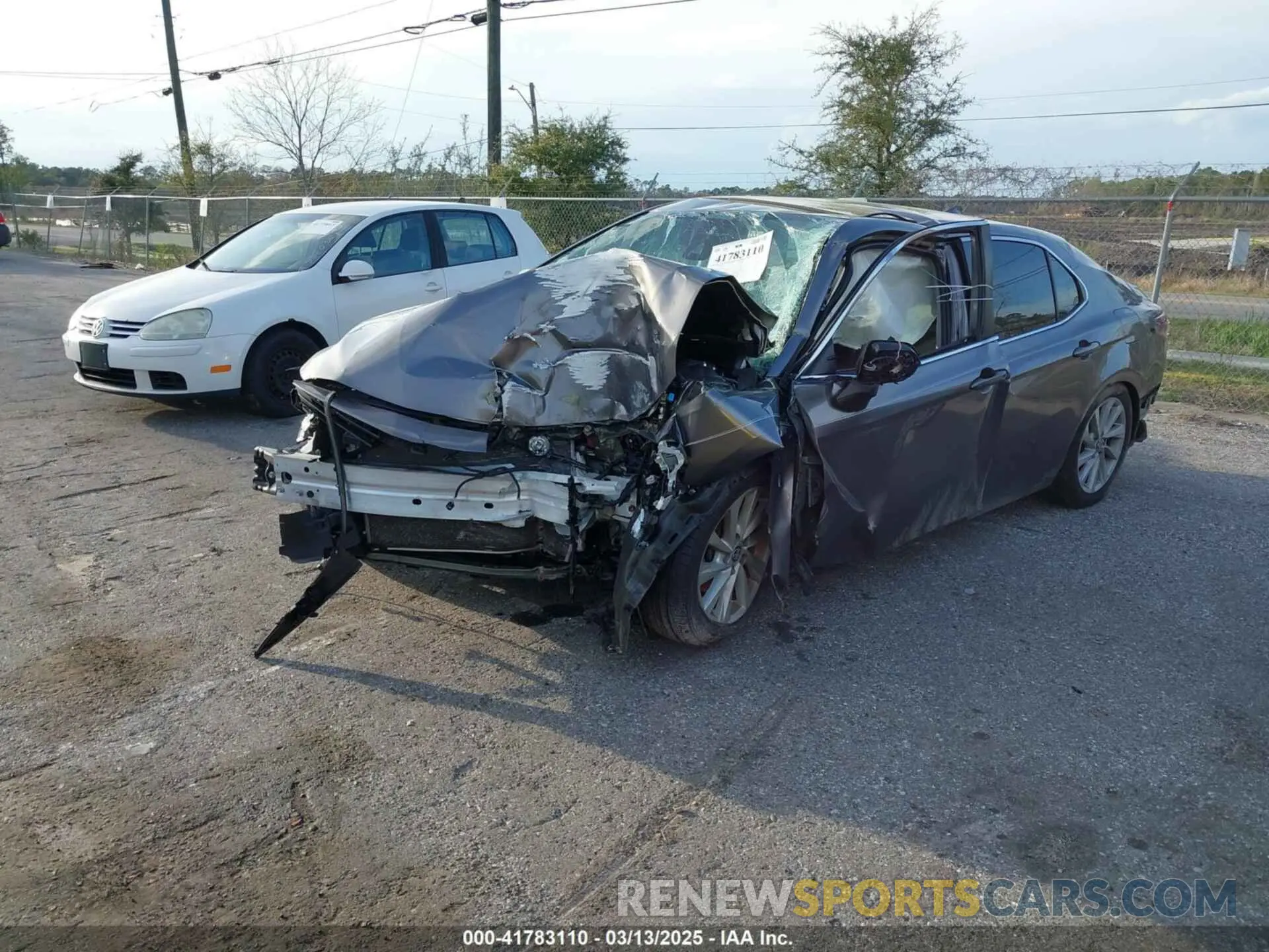 2 fotografías del automóvil dañado 4T1R11AK2NU069892 TOYOTA CAMRY 2022