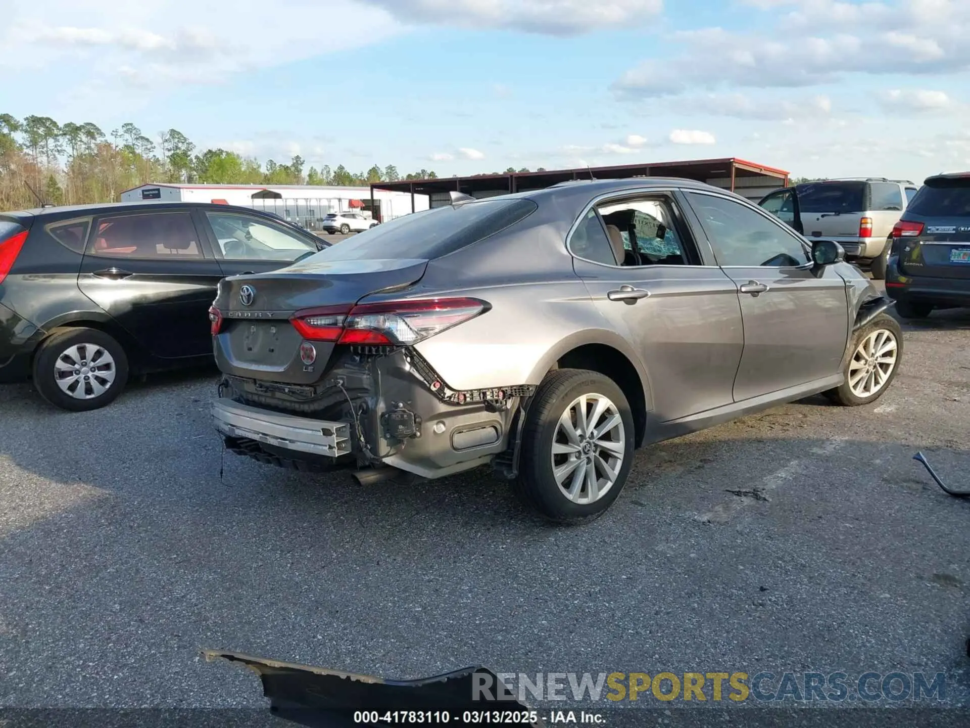 4 fotografías del automóvil dañado 4T1R11AK2NU069892 TOYOTA CAMRY 2022