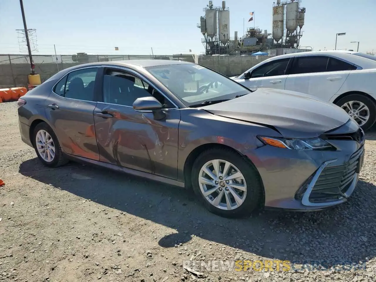 4 fotografías del automóvil dañado 4T1R11AK7NU663555 TOYOTA CAMRY 2022