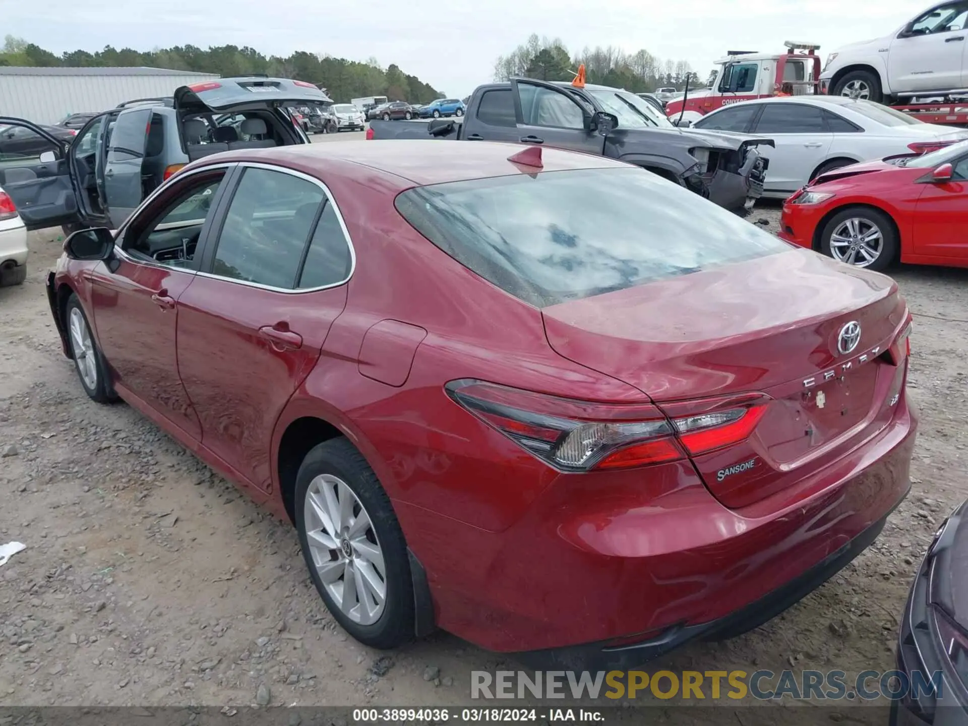 3 fotografías del automóvil dañado 4T1R11AK7NU693834 TOYOTA CAMRY 2022
