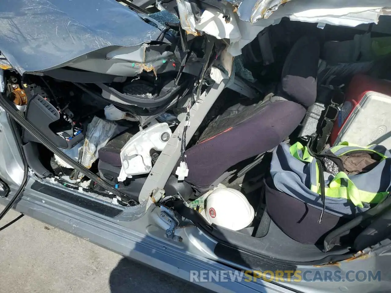 8 fotografías del automóvil dañado 4T1R11AK8NU057651 TOYOTA CAMRY 2022