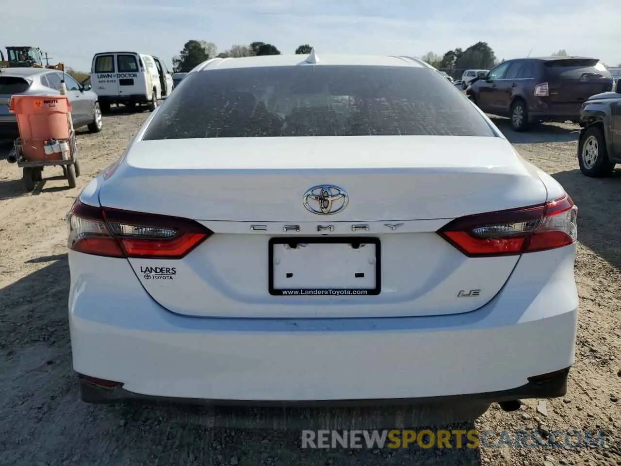 6 fotografías del automóvil dañado 4T1R11AK9NU642089 TOYOTA CAMRY 2022