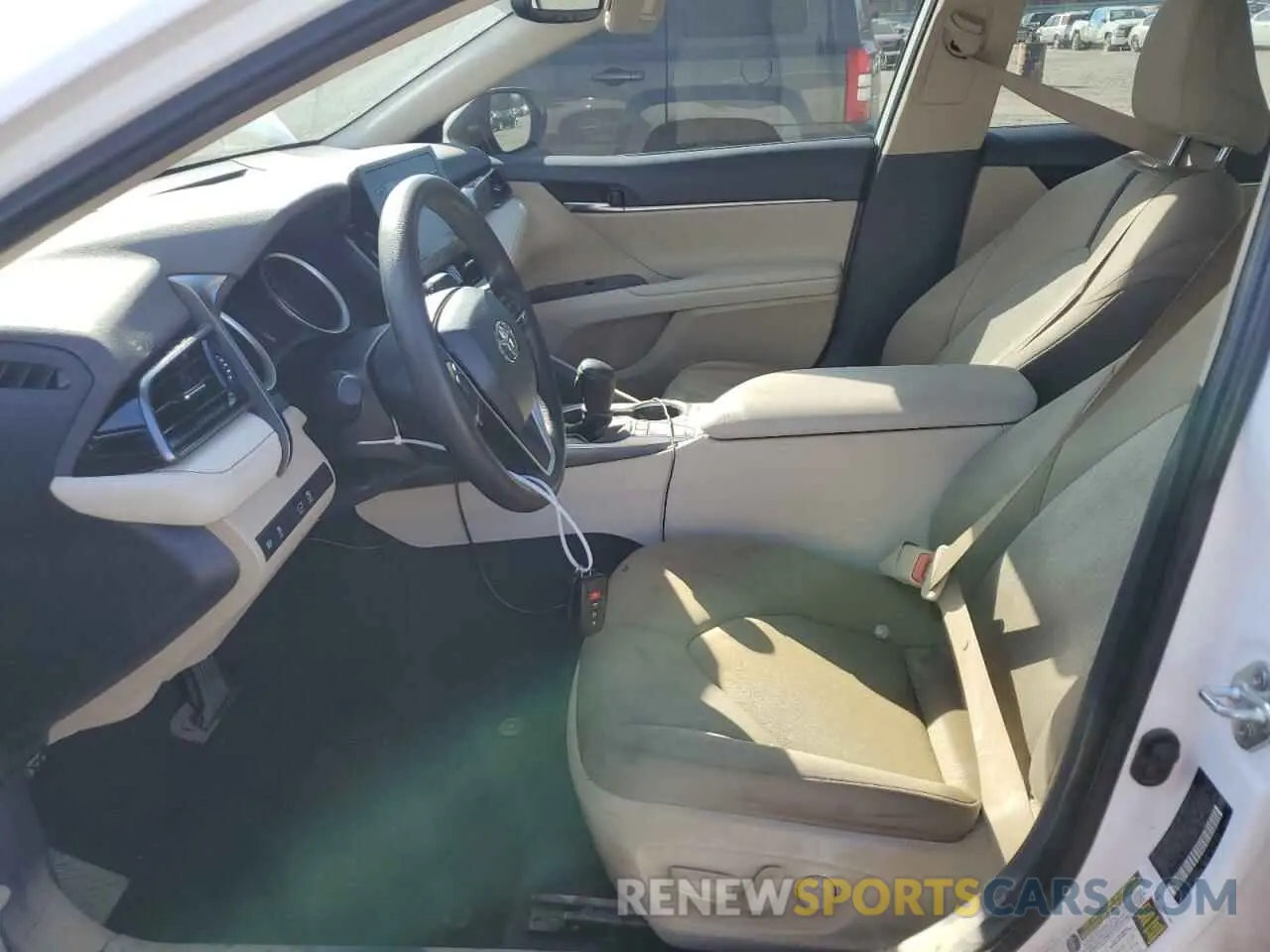 7 fotografías del automóvil dañado 4T1R11AK9NU642089 TOYOTA CAMRY 2022
