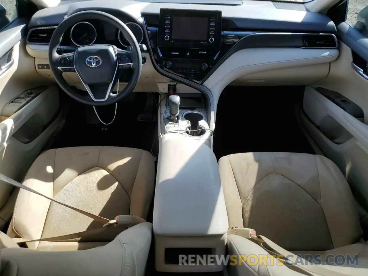 8 fotografías del automóvil dañado 4T1R11AK9NU642089 TOYOTA CAMRY 2022