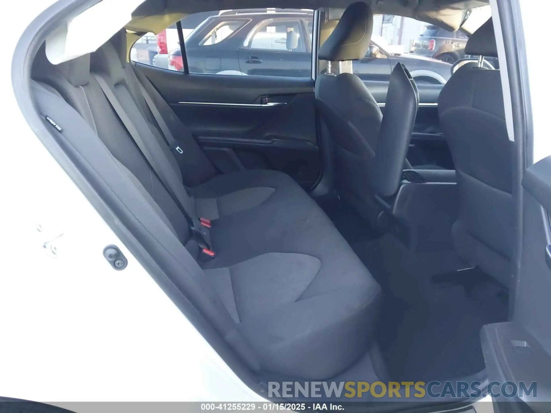 8 fotografías del automóvil dañado 4T1R11AKXNU047476 TOYOTA CAMRY 2022