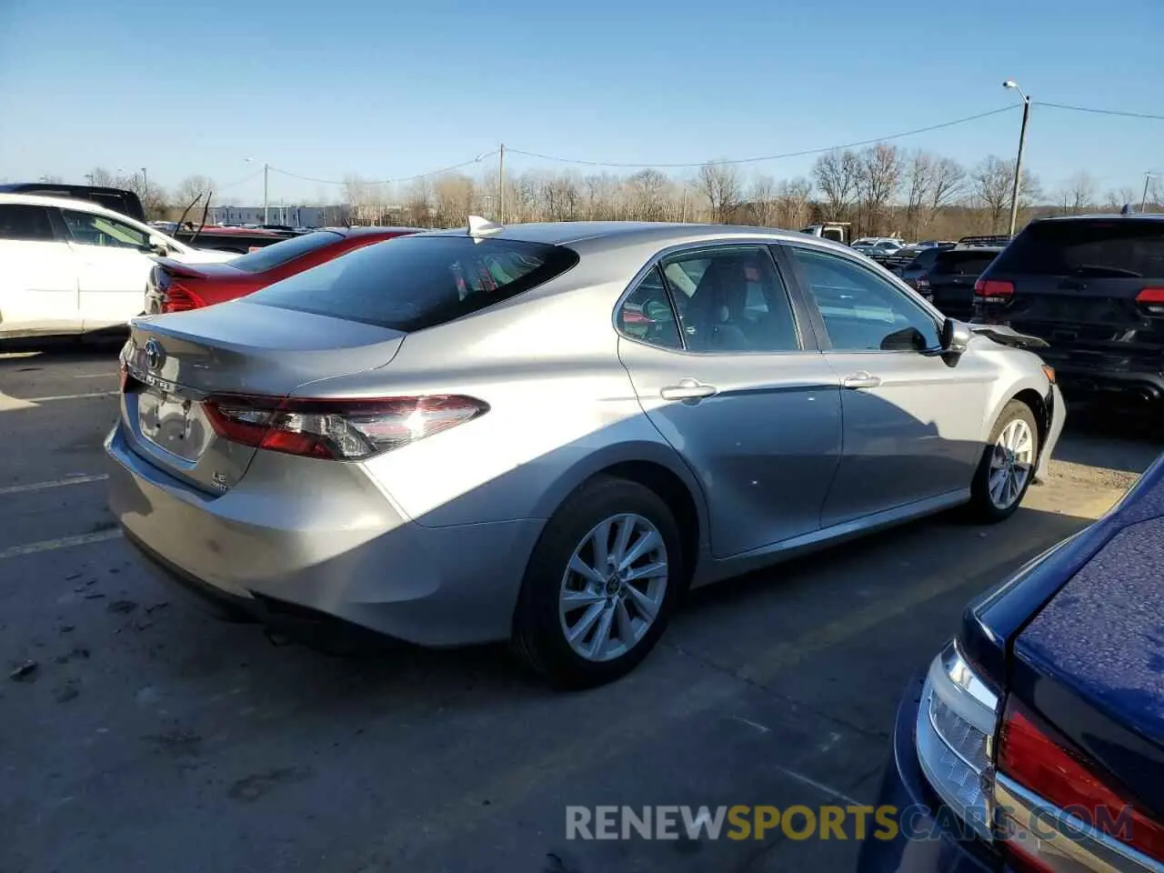 3 fotografías del automóvil dañado 4T1R11BK4NU047794 TOYOTA CAMRY 2022