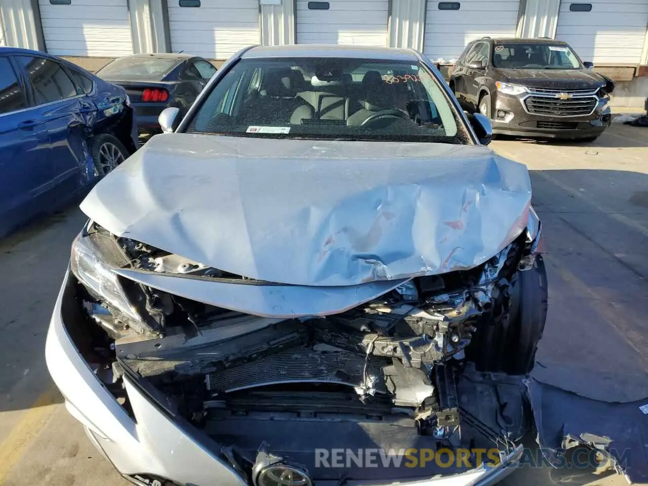 5 fotografías del automóvil dañado 4T1R11BK4NU047794 TOYOTA CAMRY 2022