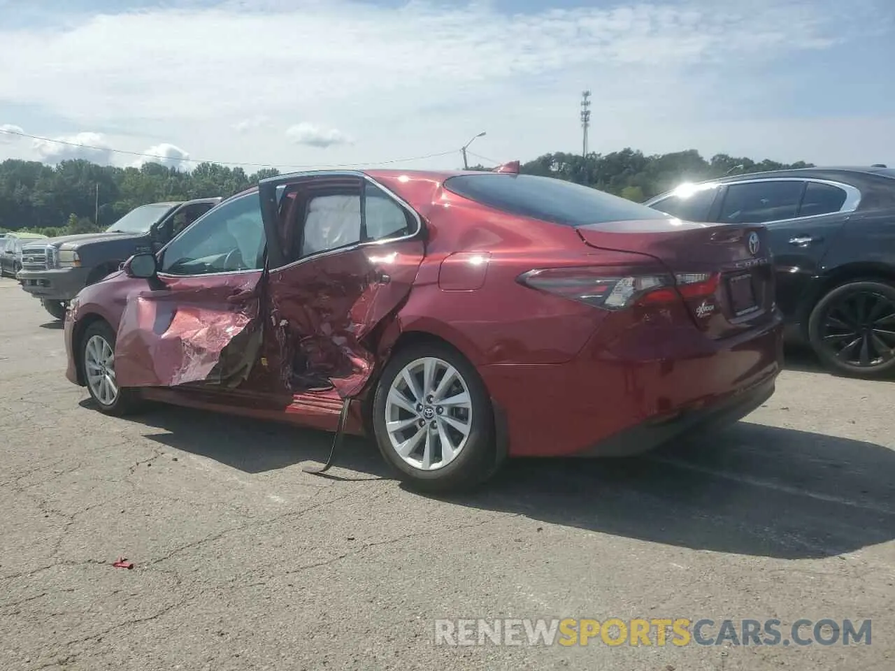 2 fotografías del automóvil dañado 4T1R11BK6NU067979 TOYOTA CAMRY 2022