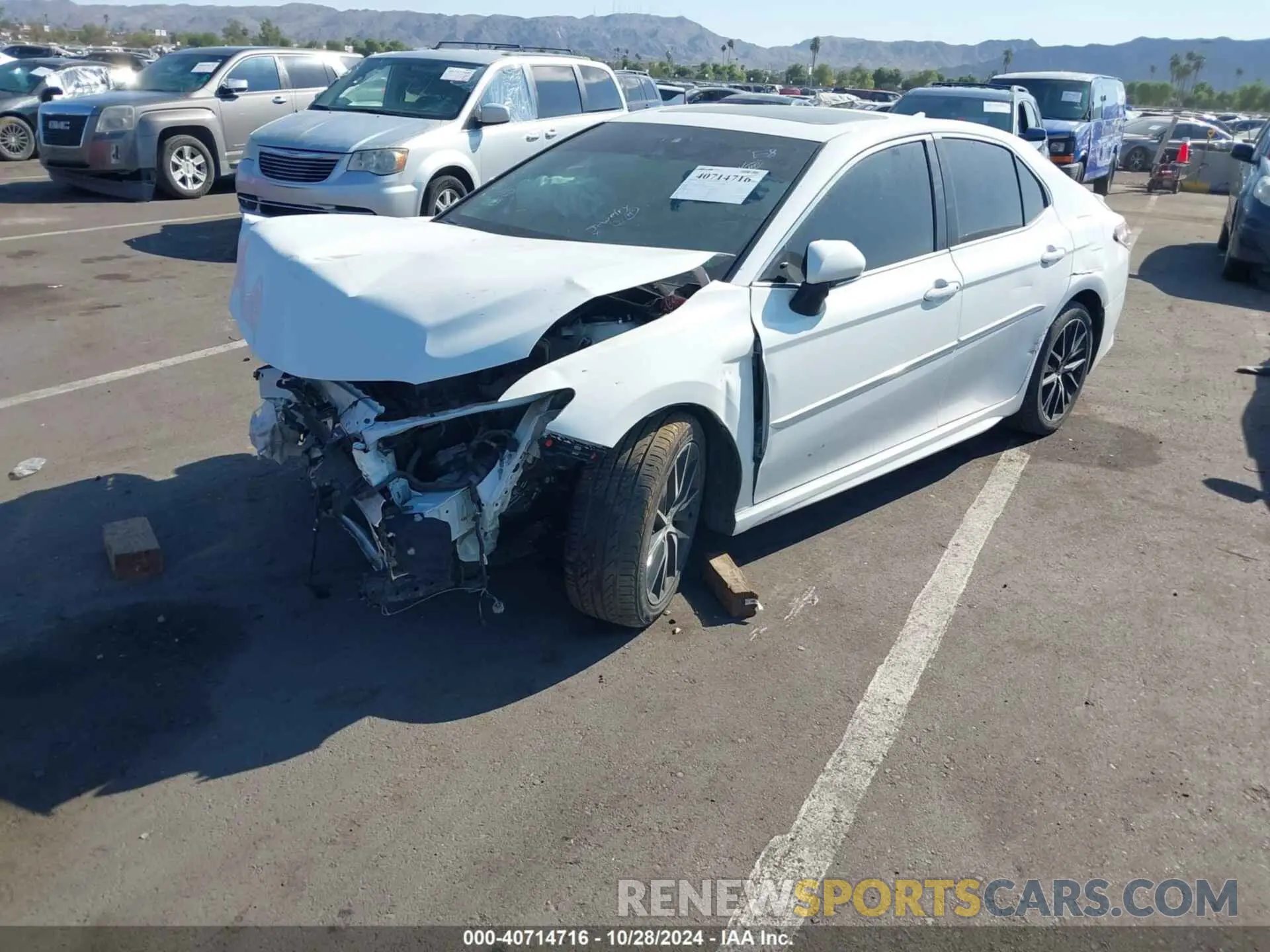 2 fotografías del automóvil dañado 4T1S11AK1NU047738 TOYOTA CAMRY 2022