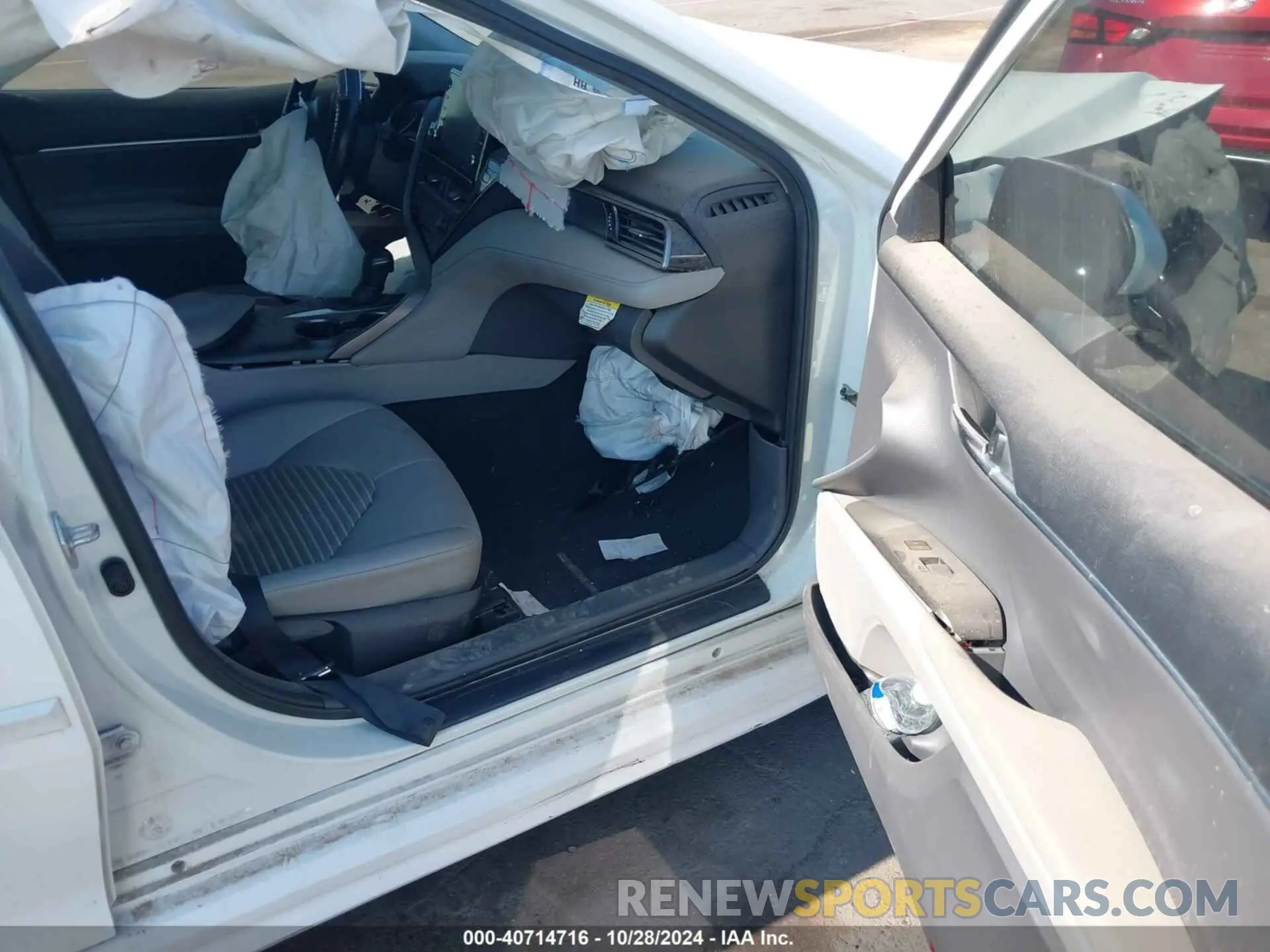5 fotografías del automóvil dañado 4T1S11AK1NU047738 TOYOTA CAMRY 2022