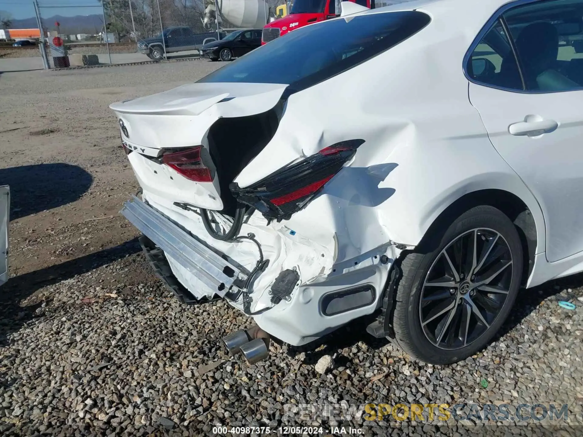 19 fotografías del automóvil dañado 4T1S11AK1NU660054 TOYOTA CAMRY 2022