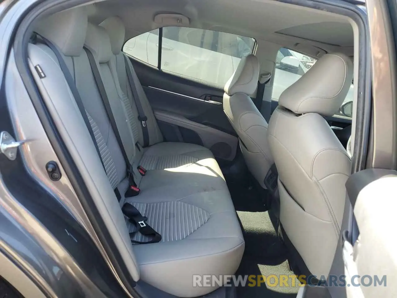 10 fotografías del automóvil dañado 4T1S11AK3NU687787 TOYOTA CAMRY 2022