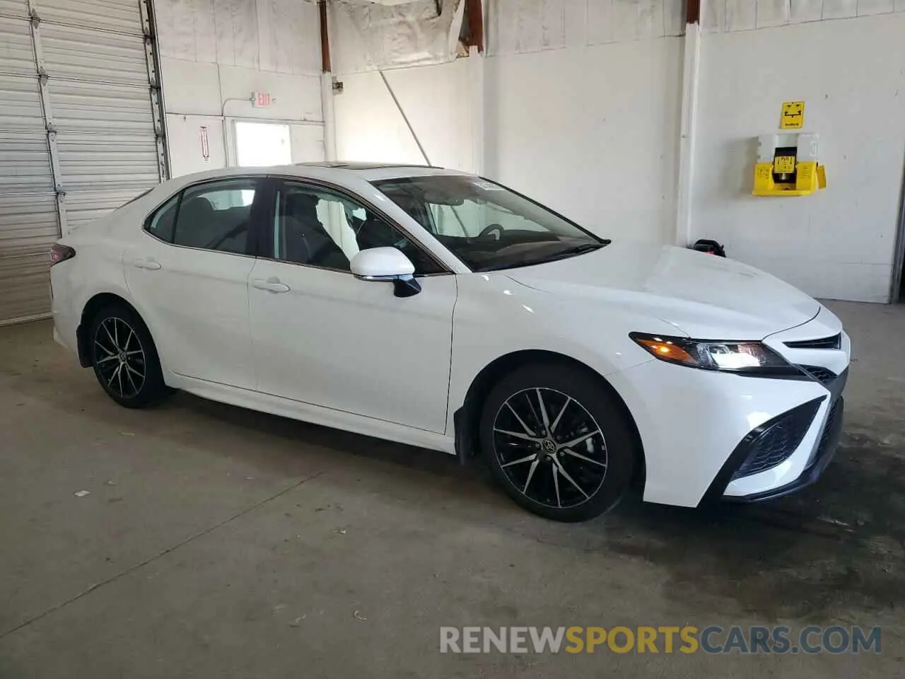 4 fotografías del automóvil dañado 4T1S11AK4NU046342 TOYOTA CAMRY 2022
