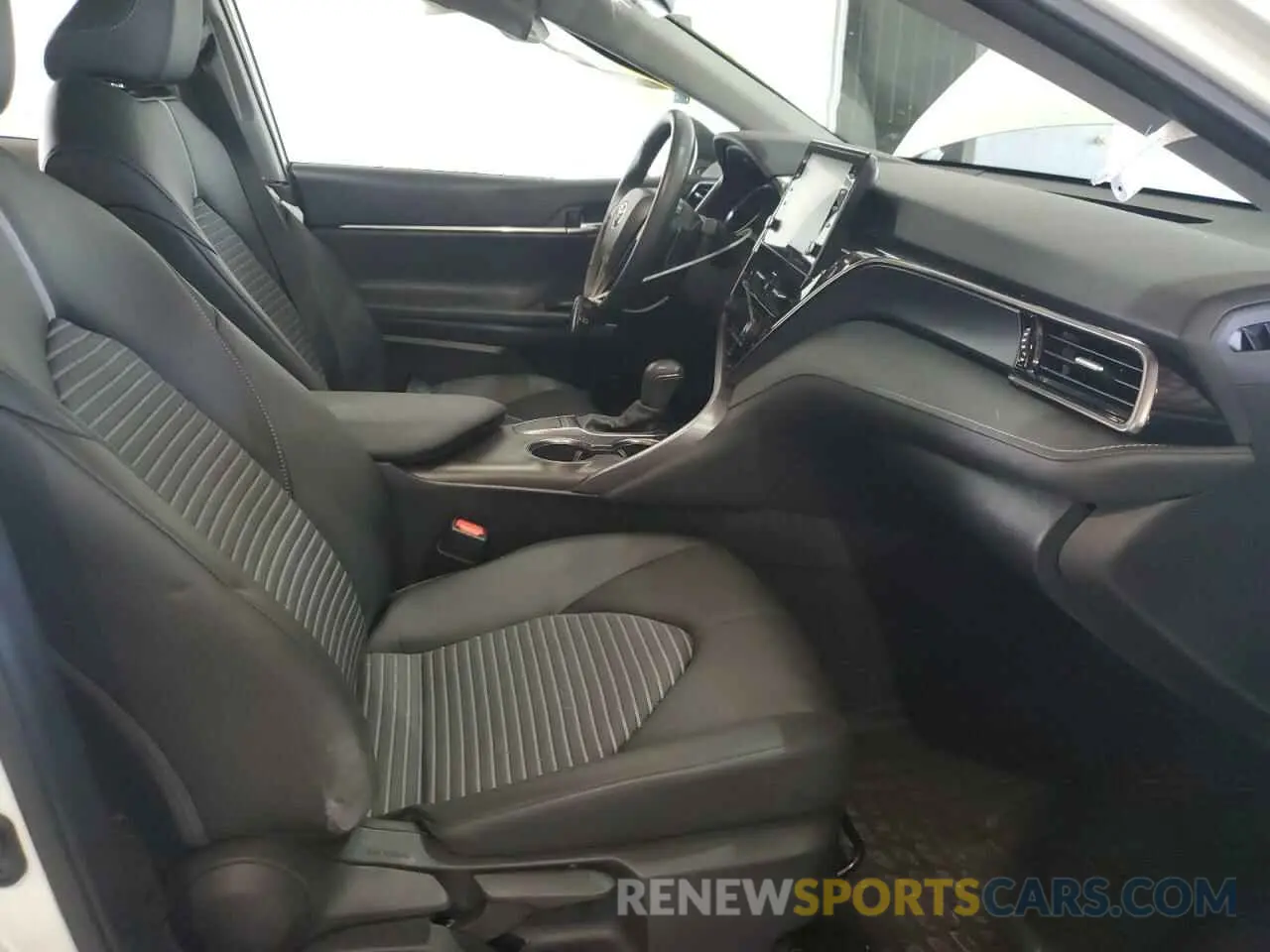 7 fotografías del automóvil dañado 4T1S11AK4NU046342 TOYOTA CAMRY 2022