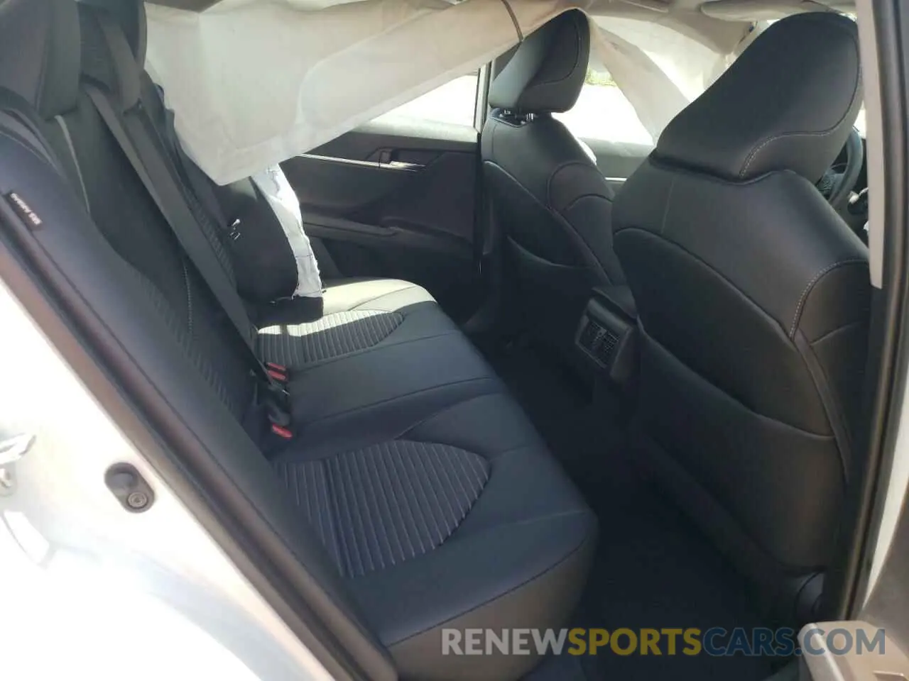 6 fotografías del automóvil dañado 4T1S11AK4NU051170 TOYOTA CAMRY 2022