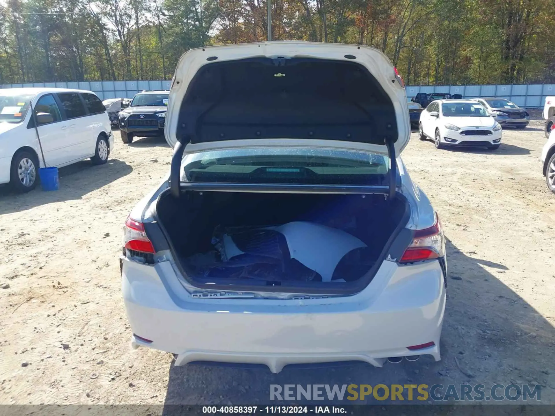 17 fotografías del automóvil dañado 4T1S11AKXNU046166 TOYOTA CAMRY 2022