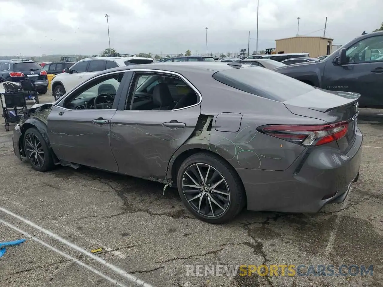 2 fotografías del automóvil dañado 4T1S11AKXNU679489 TOYOTA CAMRY 2022