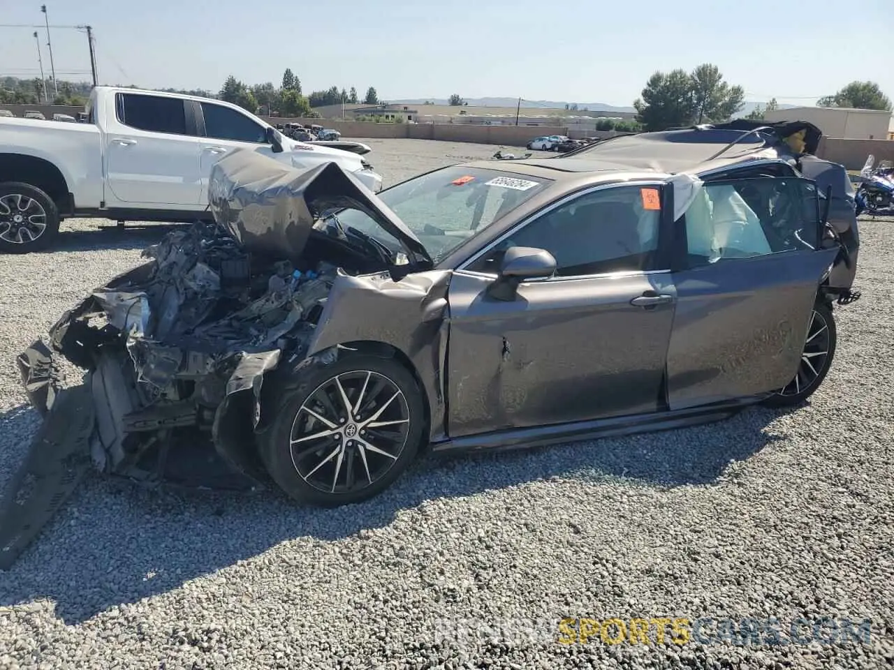 1 fotografías del automóvil dañado 4T1S31AK1NU586015 TOYOTA CAMRY 2022