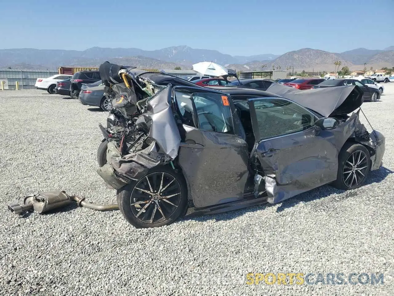 3 fotografías del automóvil dañado 4T1S31AK1NU586015 TOYOTA CAMRY 2022