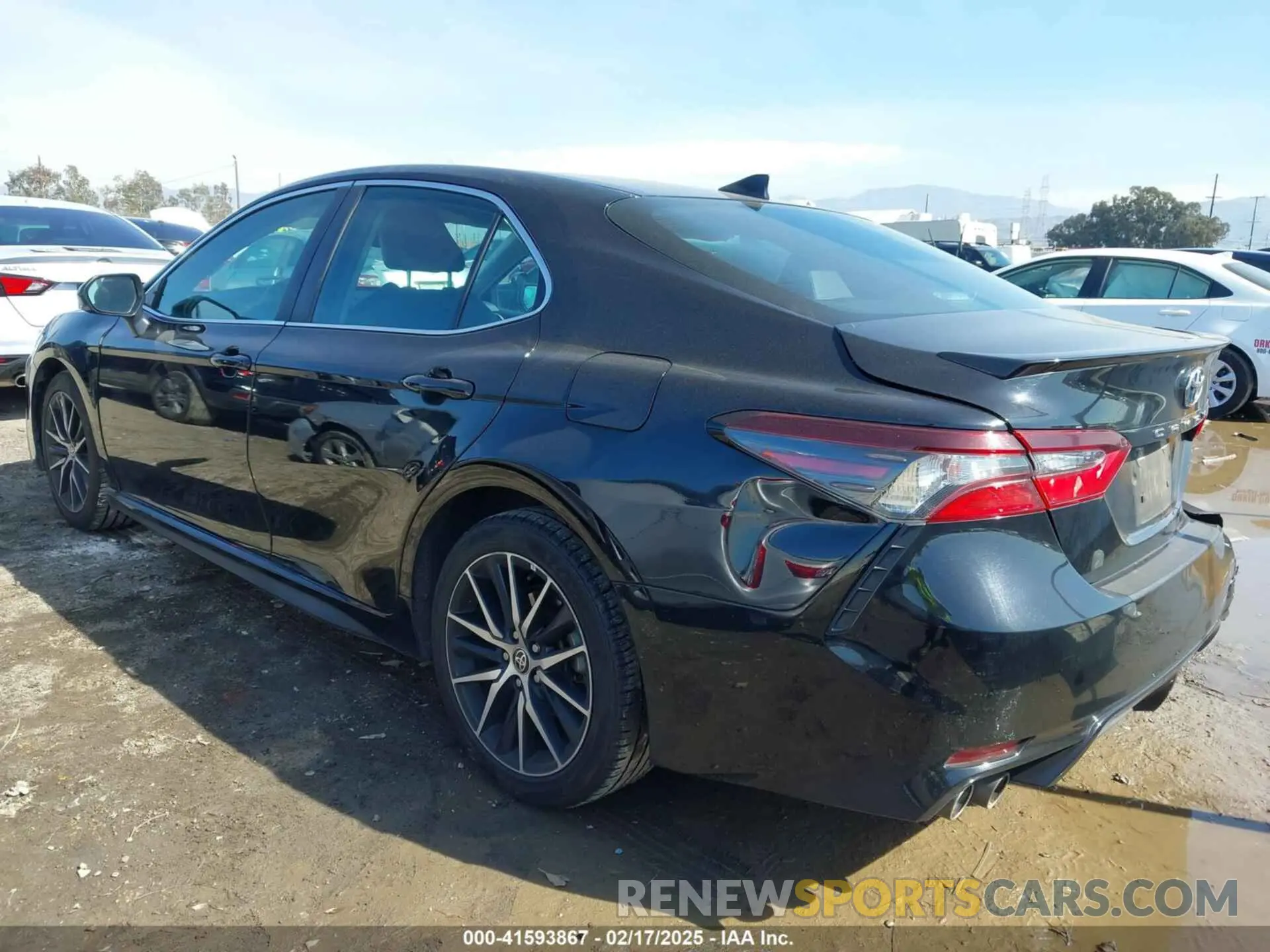 3 fotografías del automóvil dañado 4T1S31AK3NU579003 TOYOTA CAMRY 2022