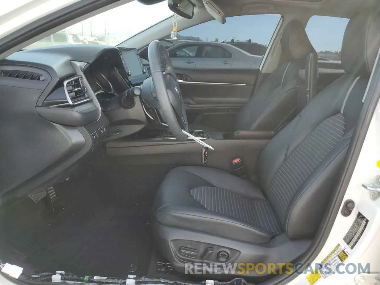 7 fotografías del automóvil dañado 4T1S31AK3NU589028 TOYOTA CAMRY 2022