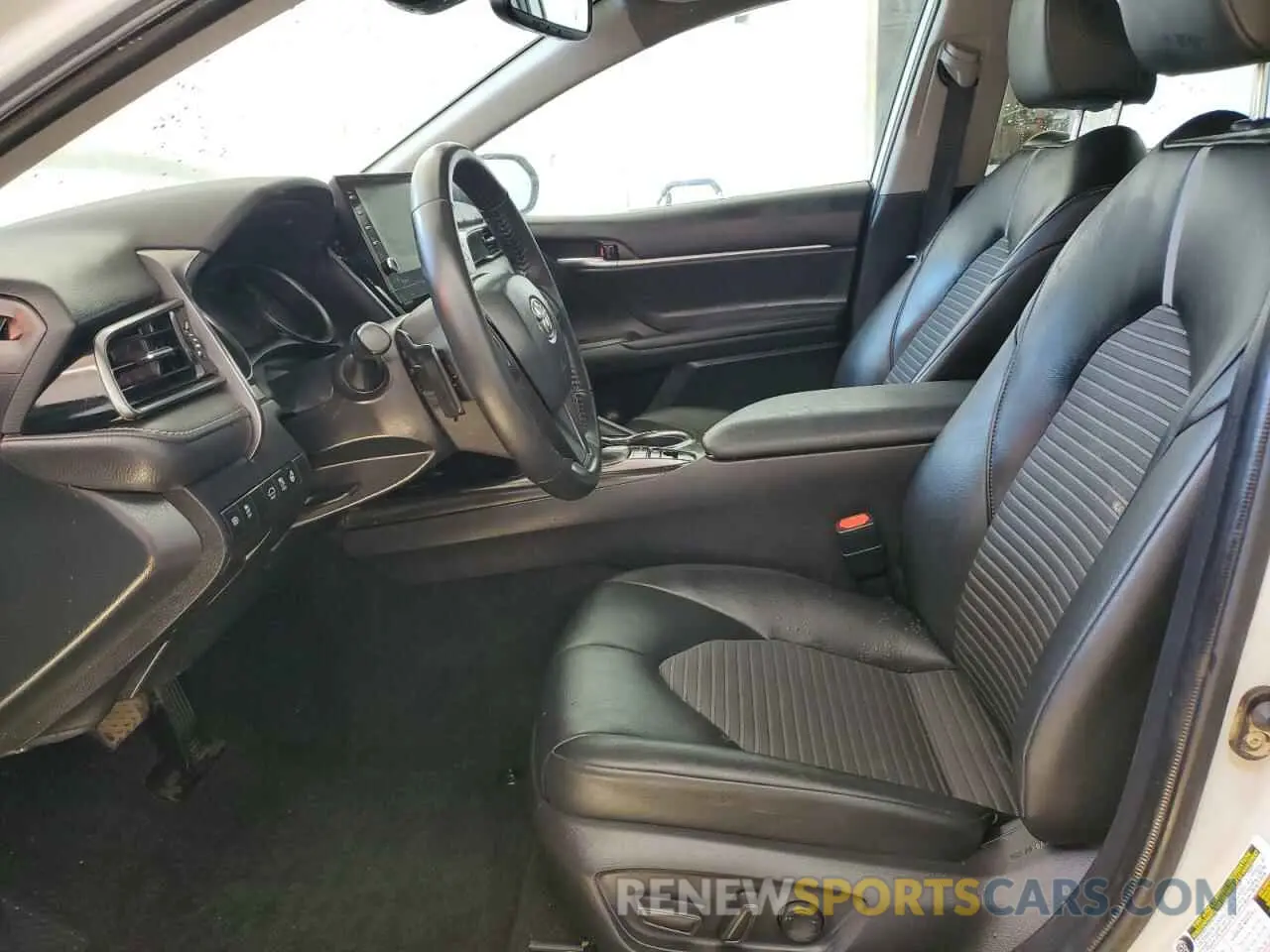 7 fotografías del automóvil dañado 4T1S31AK4NU039594 TOYOTA CAMRY 2022
