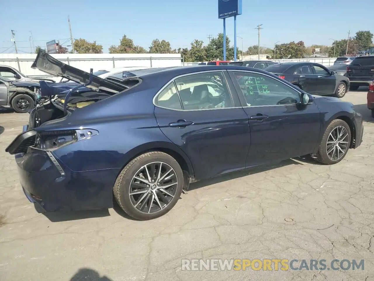 3 fotografías del automóvil dañado 4T1S31AK7NU586245 TOYOTA CAMRY 2022