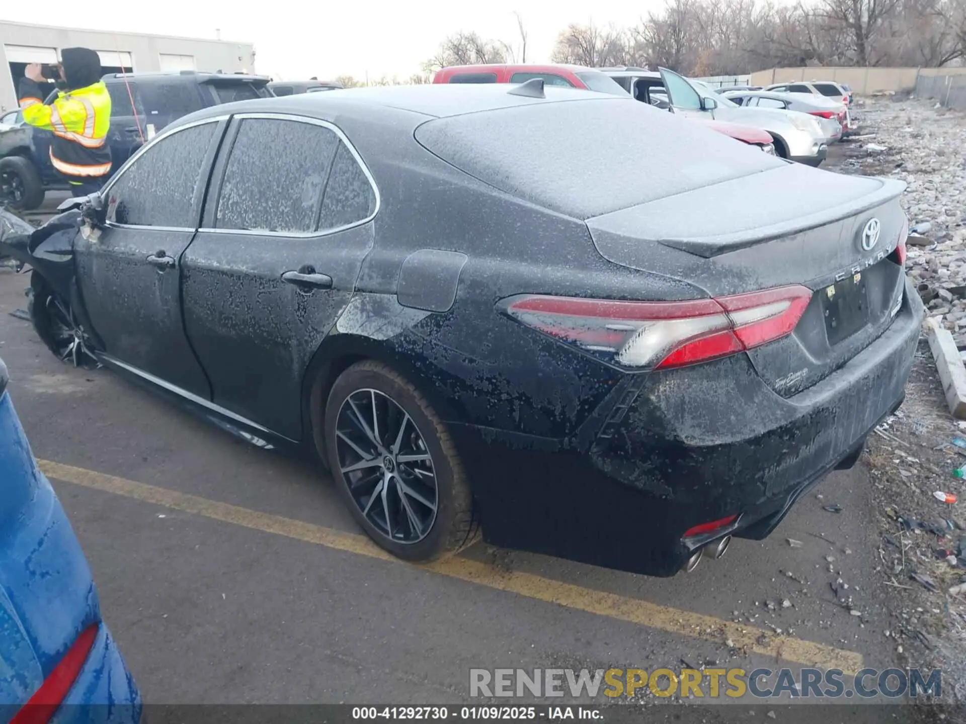 3 fotografías del automóvil dañado 4T1S31AKXNU586756 TOYOTA CAMRY 2022