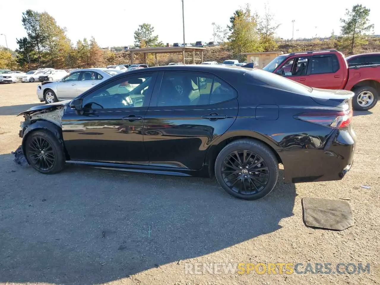 2 fotografías del automóvil dañado 4T1T11AK0NU067371 TOYOTA CAMRY 2022