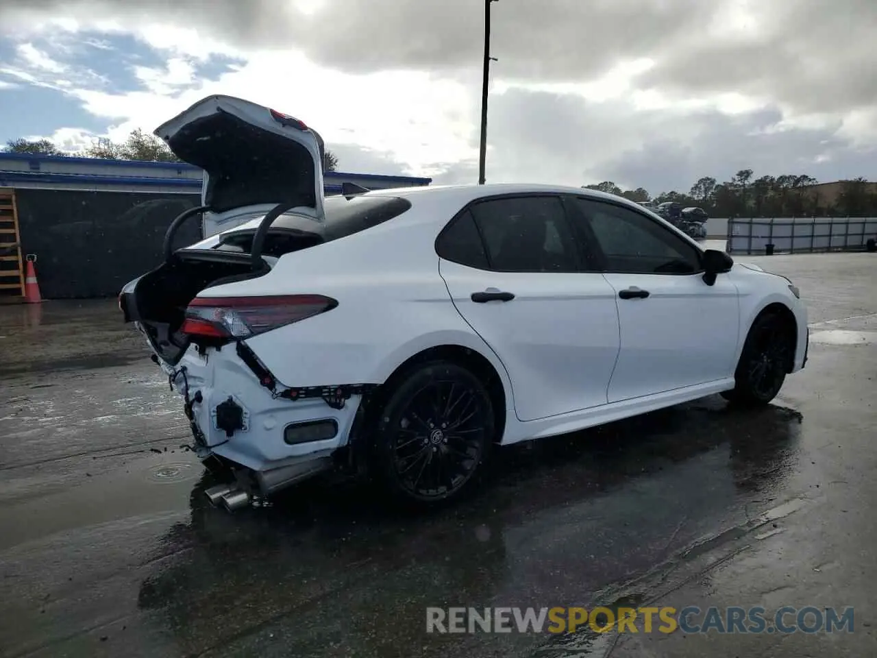 3 fotografías del automóvil dañado 4T1T11AK0NU068827 TOYOTA CAMRY 2022