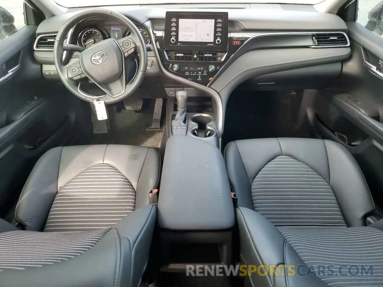 8 fotografías del automóvil dañado 4T1T11AK0NU068827 TOYOTA CAMRY 2022