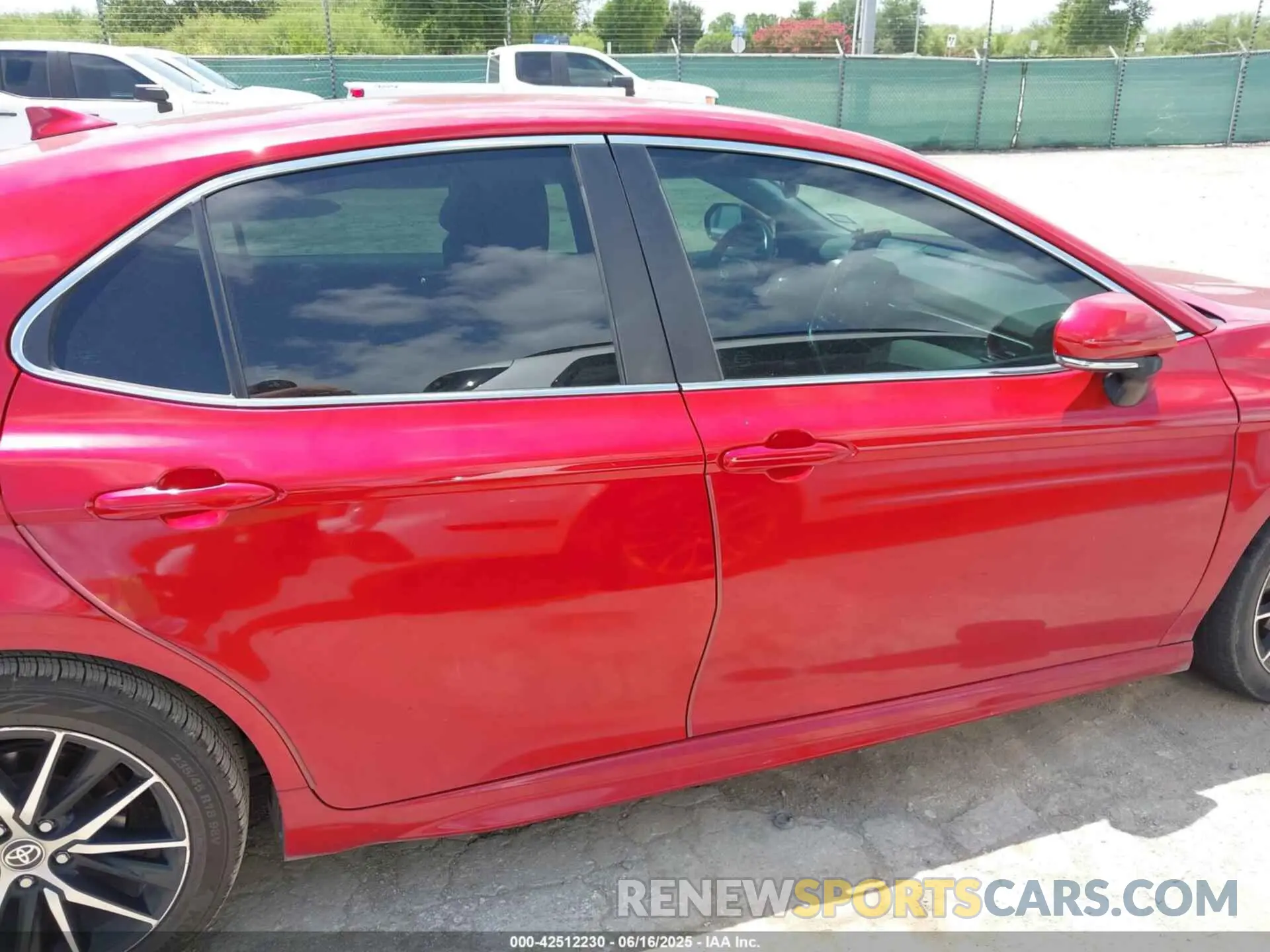 13 fotografías del automóvil dañado 4T1T11AK0NU498938 TOYOTA CAMRY 2022