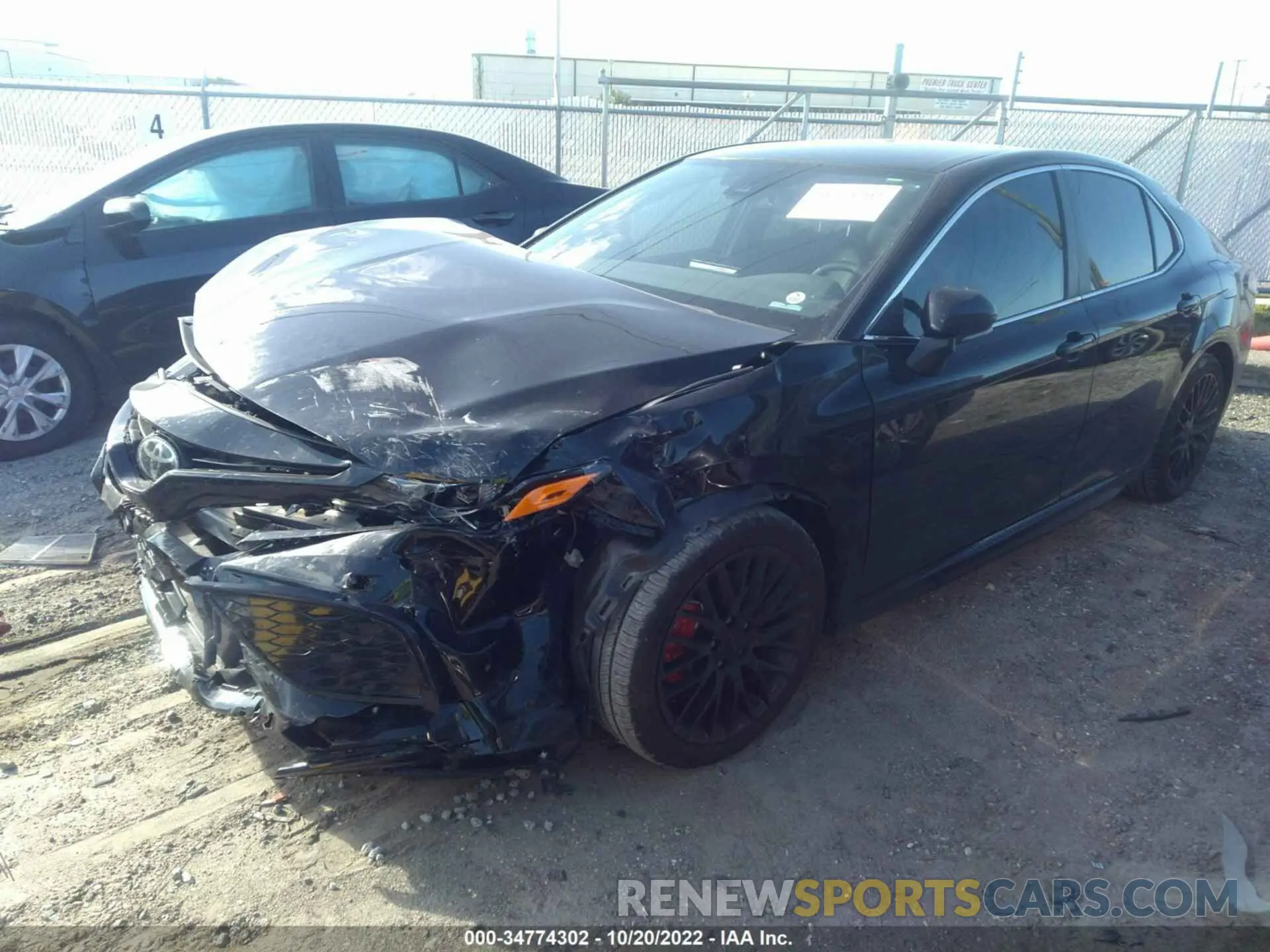 2 fotografías del automóvil dañado 4T1T11AK1NU640388 TOYOTA CAMRY 2022