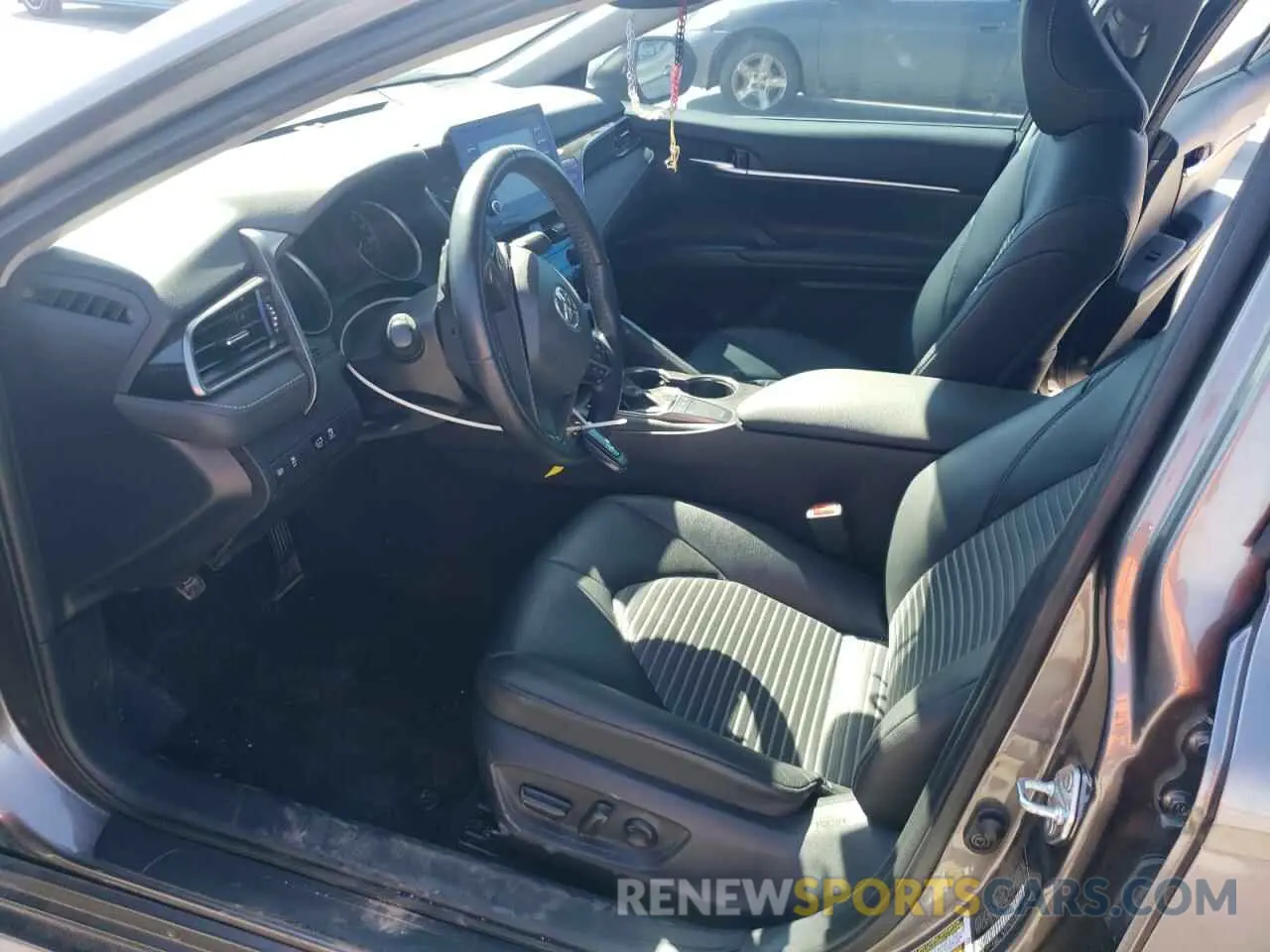 7 fotografías del automóvil dañado 4T1T11AK1NU668319 TOYOTA CAMRY 2022