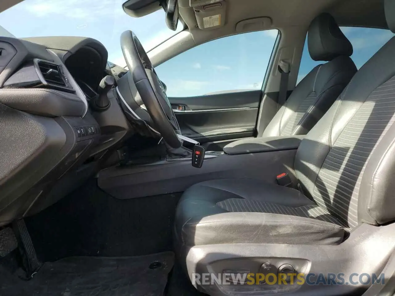 7 fotografías del automóvil dañado 4T1T11AK1NU702257 TOYOTA CAMRY 2022