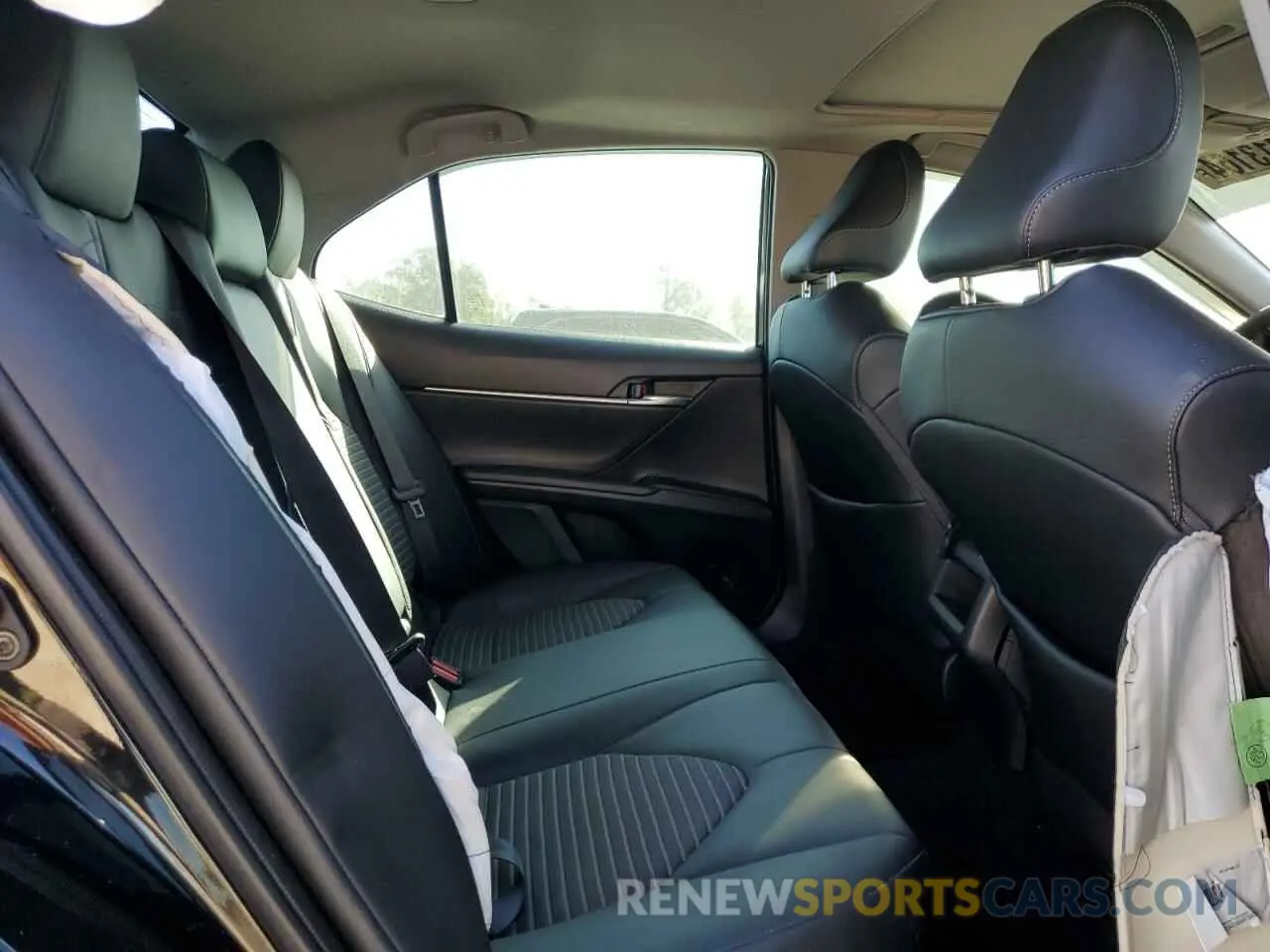 10 fotografías del automóvil dañado 4T1T11AK2NU044707 TOYOTA CAMRY 2022
