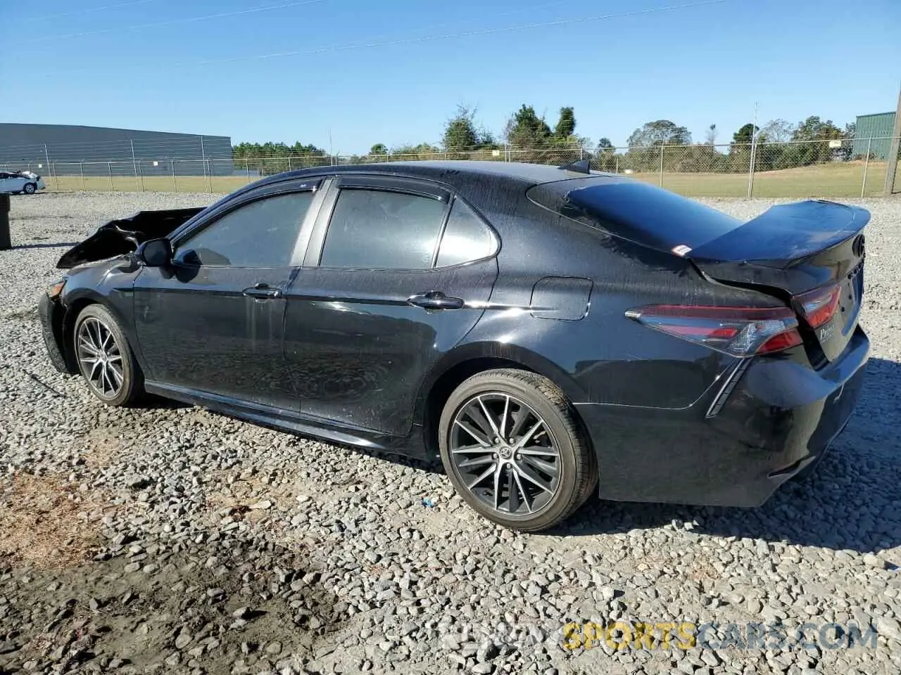 2 fotografías del automóvil dañado 4T1T11AK2NU044707 TOYOTA CAMRY 2022