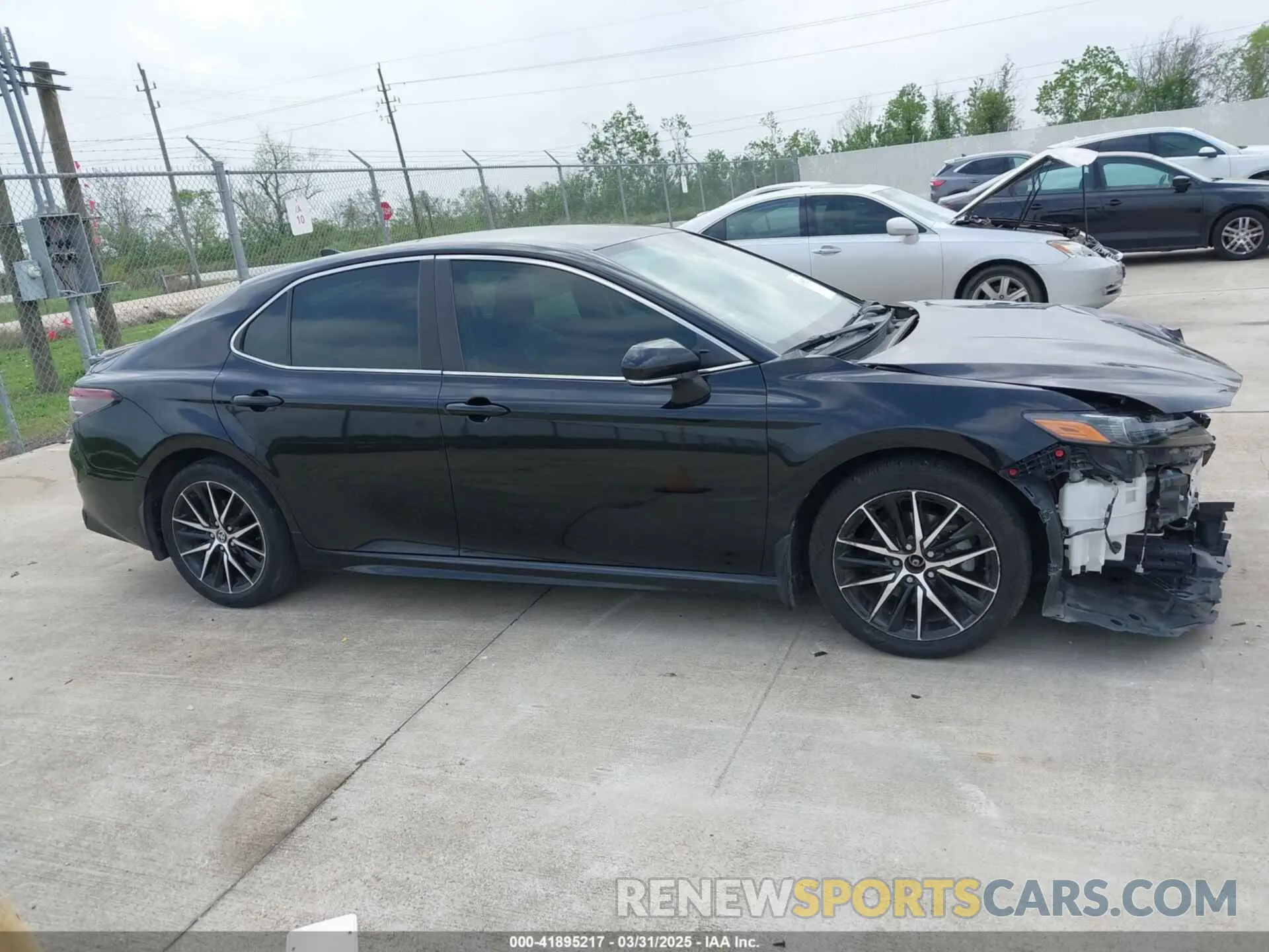 13 fotografías del automóvil dañado 4T1T11AK3NU016933 TOYOTA CAMRY 2022