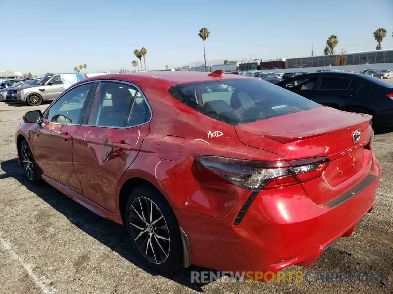 3 fotografías del automóvil dañado 4T1T11AK3NU040651 TOYOTA CAMRY 2022