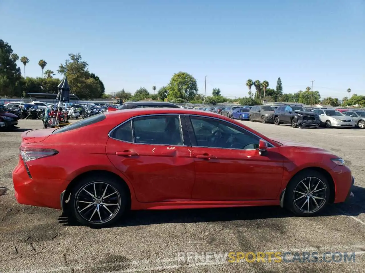 9 fotografías del automóvil dañado 4T1T11AK3NU040651 TOYOTA CAMRY 2022