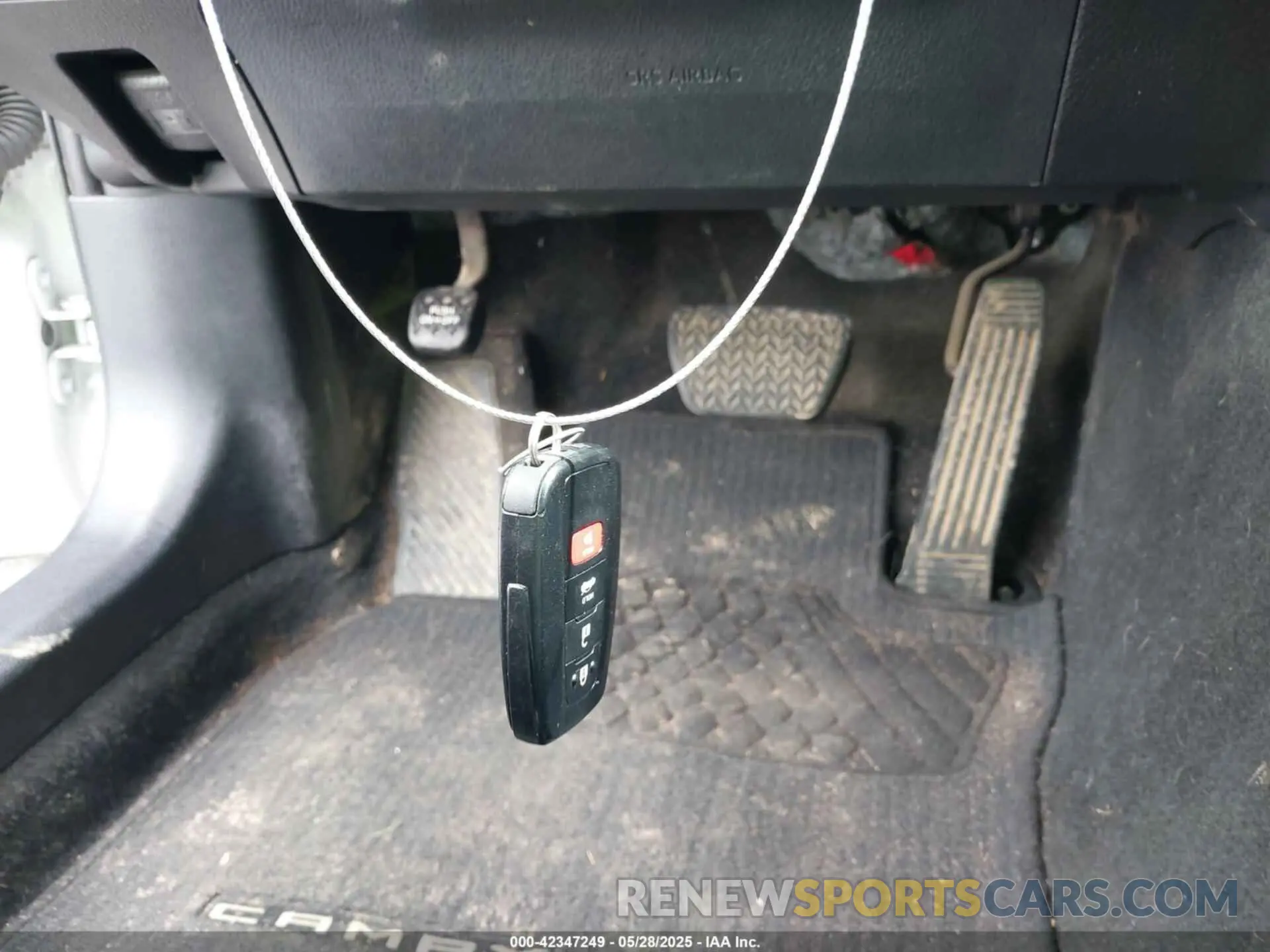 11 fotografías del automóvil dañado 4T1T11AK3NU066747 TOYOTA CAMRY 2022