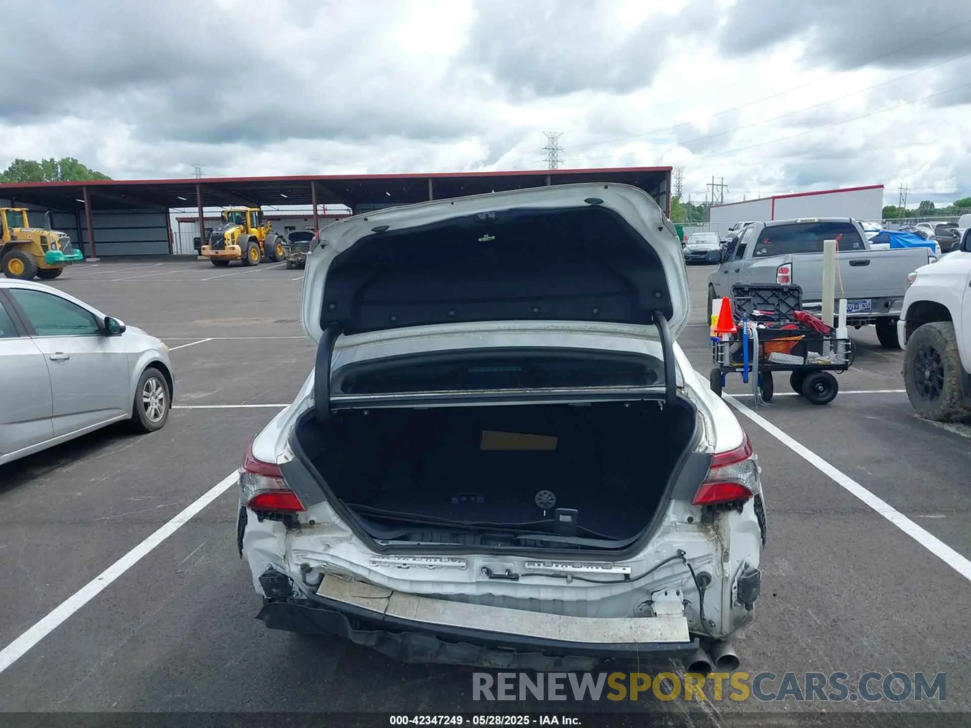 16 fotografías del automóvil dañado 4T1T11AK3NU066747 TOYOTA CAMRY 2022
