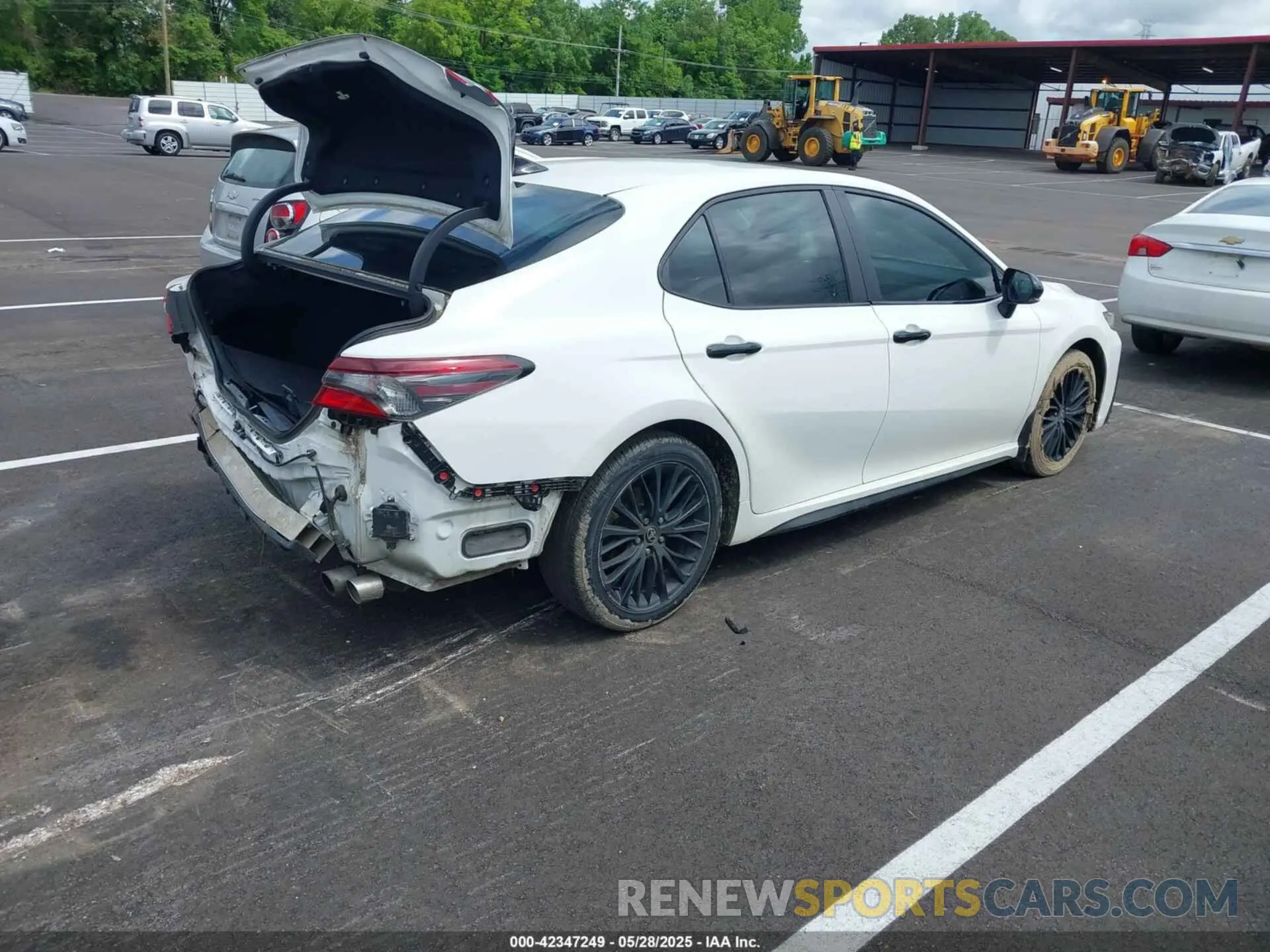 4 fotografías del automóvil dañado 4T1T11AK3NU066747 TOYOTA CAMRY 2022