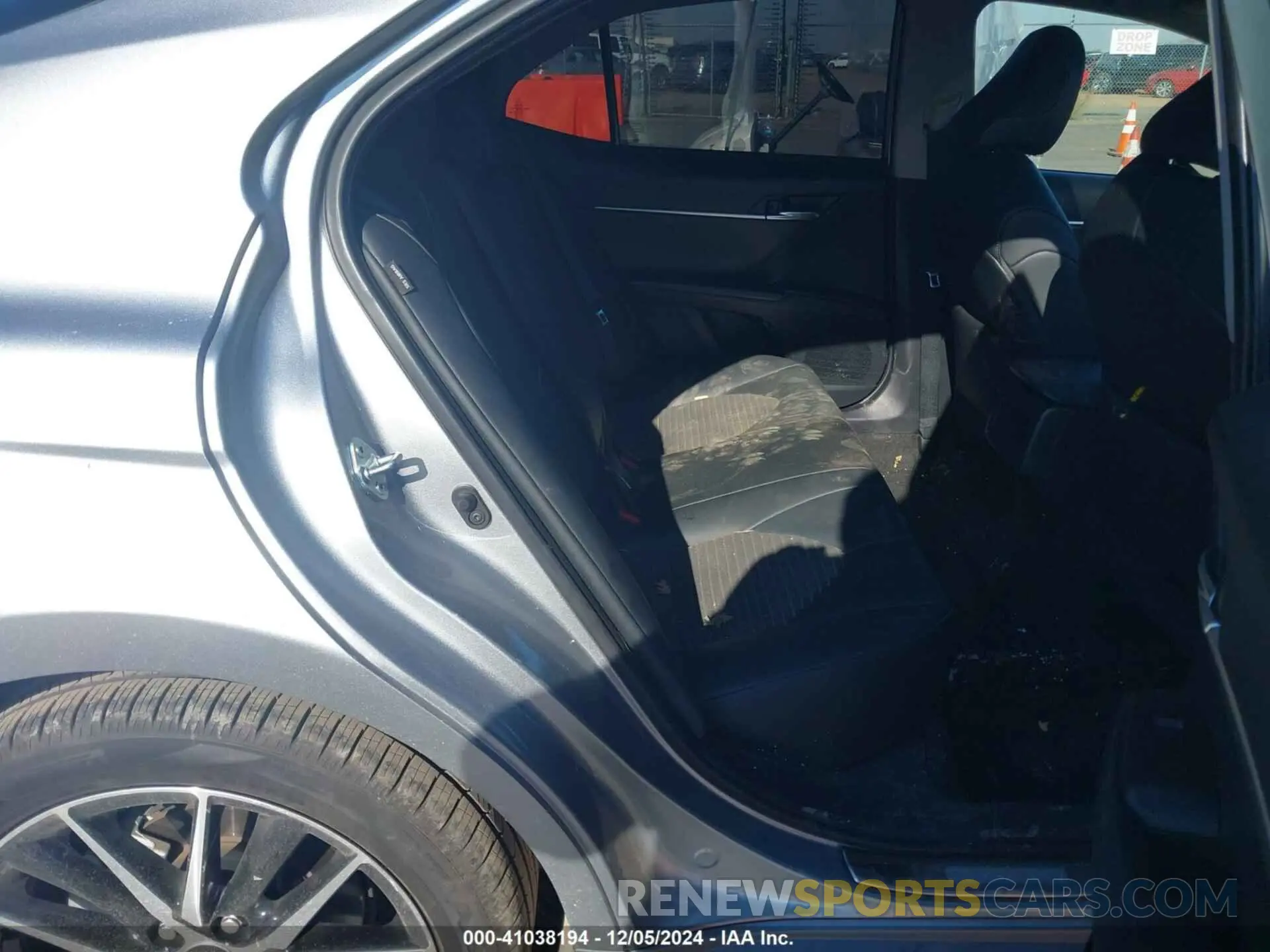 8 fotografías del automóvil dañado 4T1T11AK3NU630736 TOYOTA CAMRY 2022