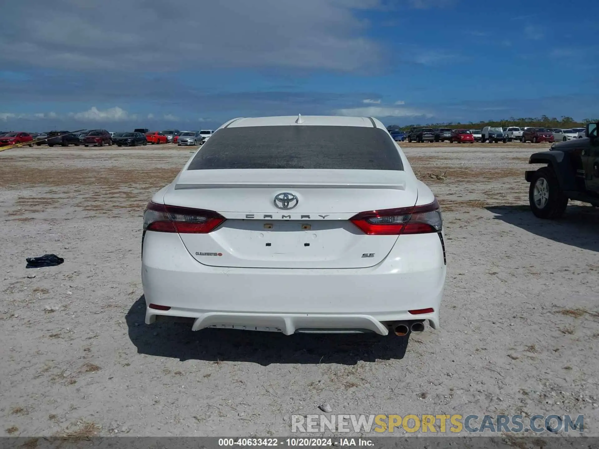 15 fotografías del automóvil dañado 4T1T11AK3NU650758 TOYOTA CAMRY 2022