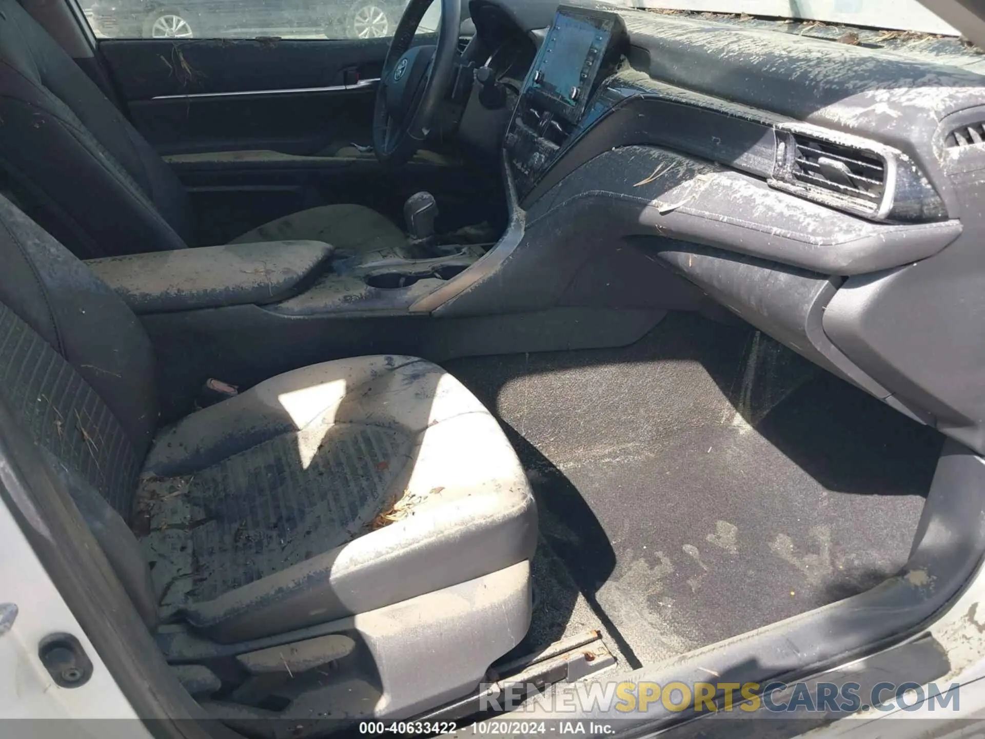 5 fotografías del automóvil dañado 4T1T11AK3NU650758 TOYOTA CAMRY 2022
