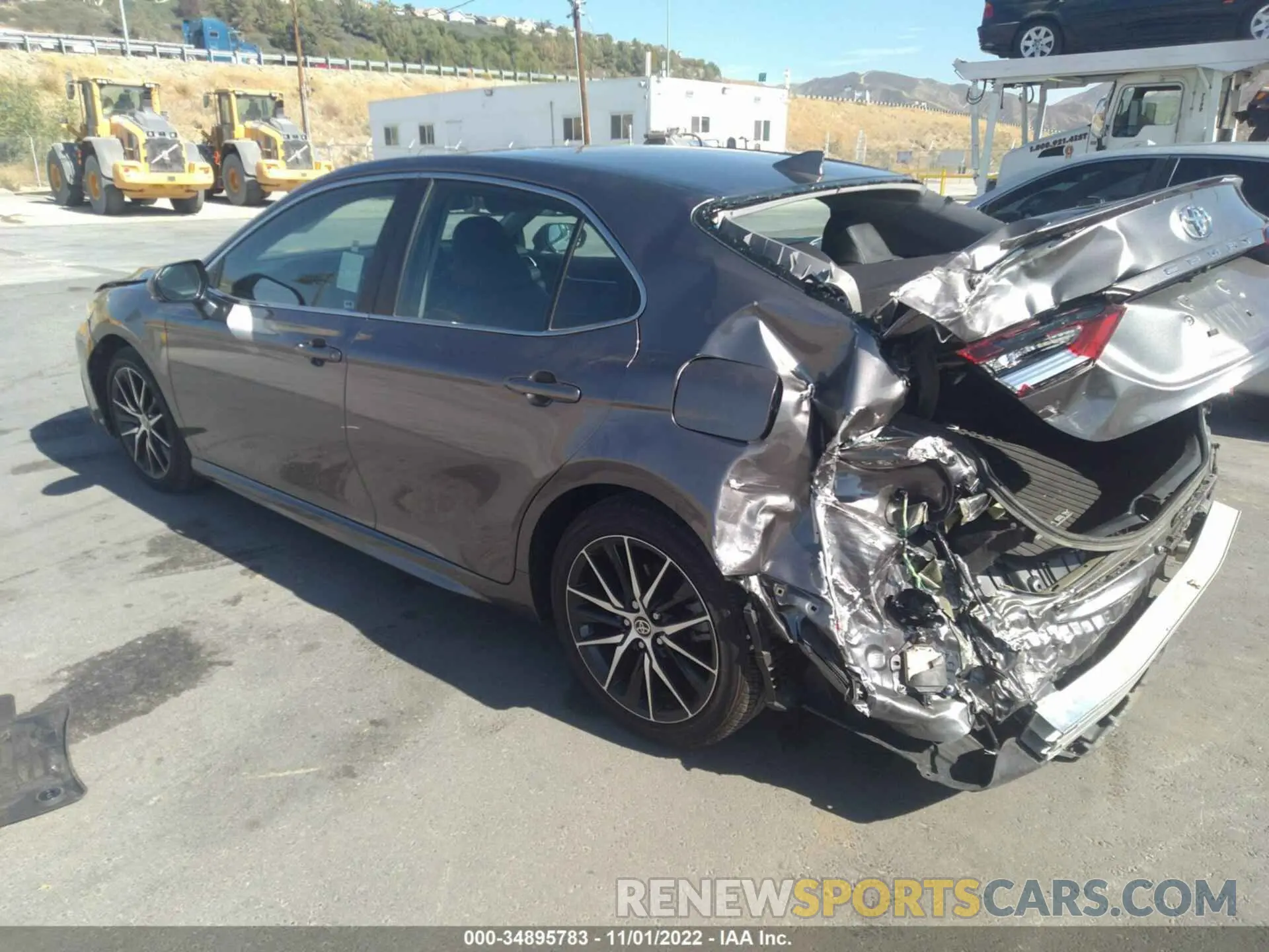 3 fotografías del automóvil dañado 4T1T11AK3NU681363 TOYOTA CAMRY 2022